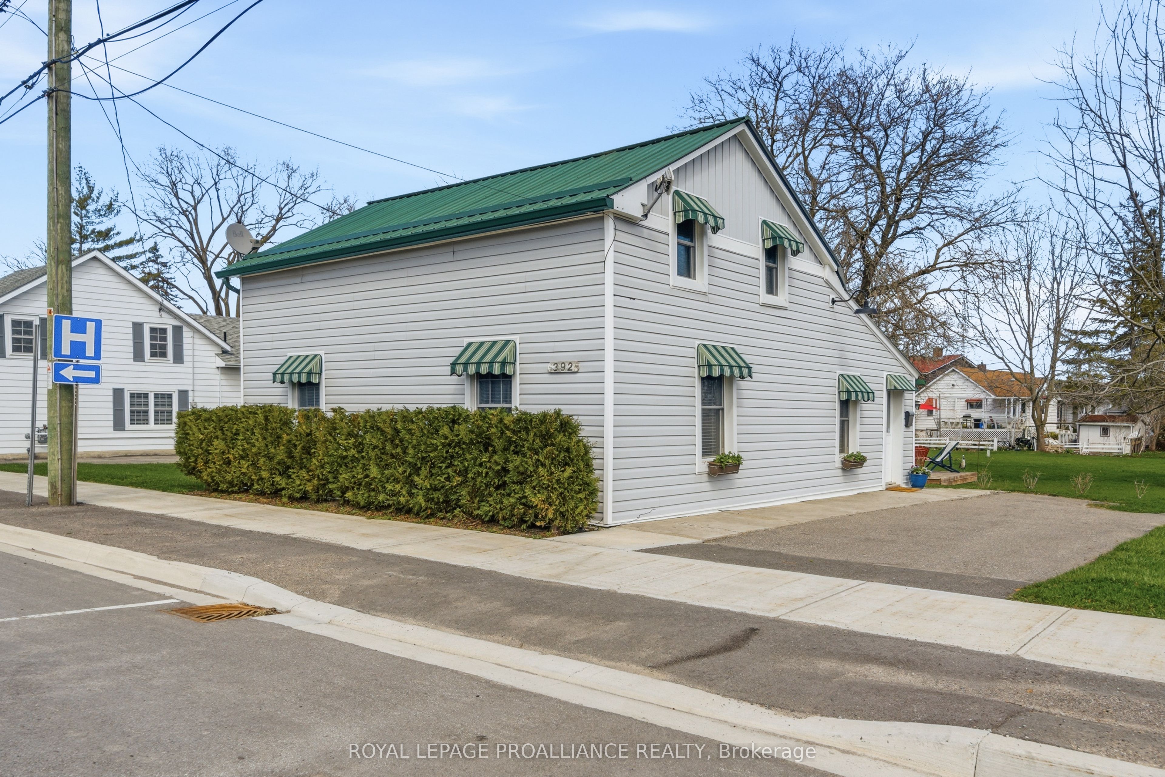 392 Picton Main Street, Prince Edward County, ON K0K 2T0