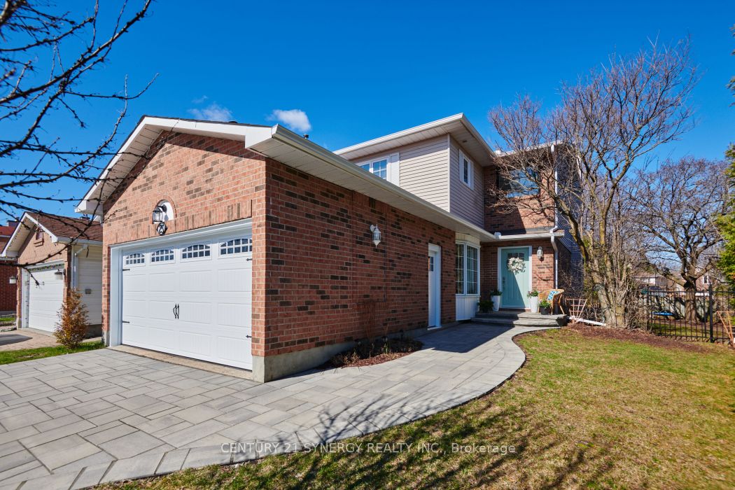 25 Waterton Crescent, Kanata, ON K2M 1Y8 photo 3