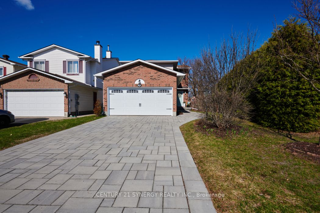 25 Waterton Crescent, Kanata, ON K2M 1Y8 photo 4