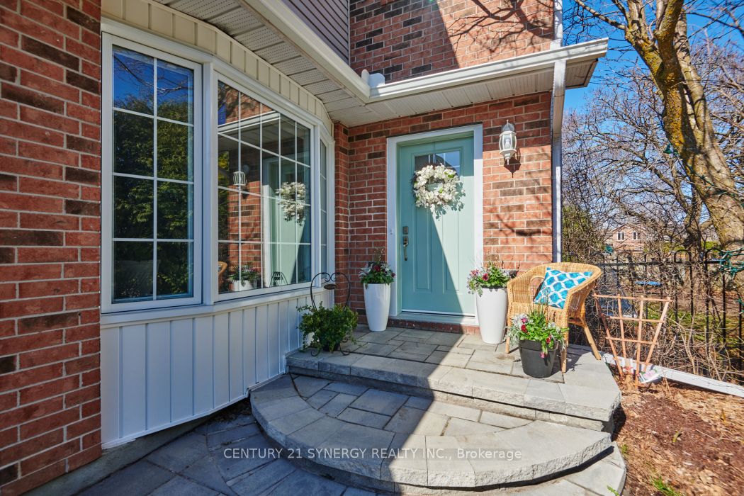 25 Waterton Crescent, Kanata, ON K2M 1Y8 photo 5