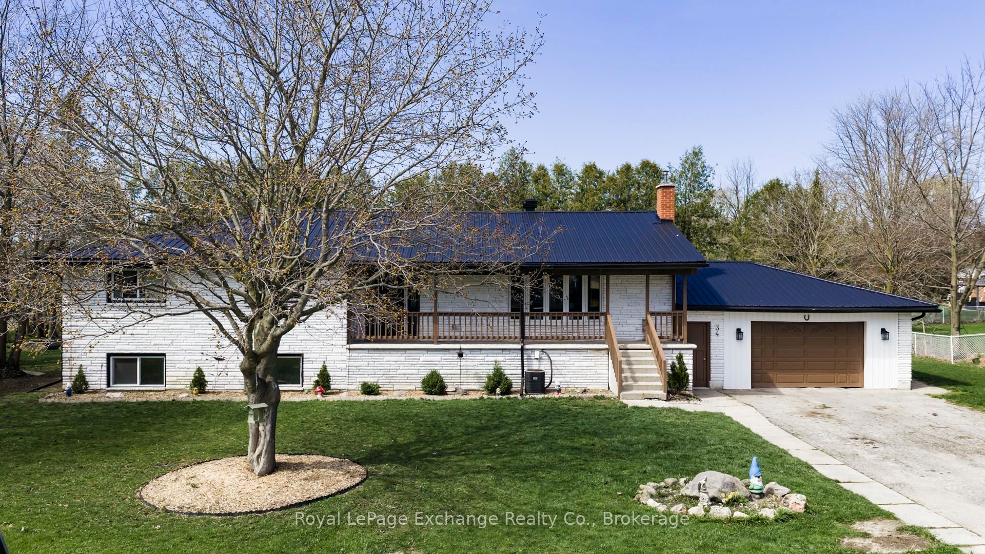 34 Queen Avenue, Bluewater, ON N0M 1J0