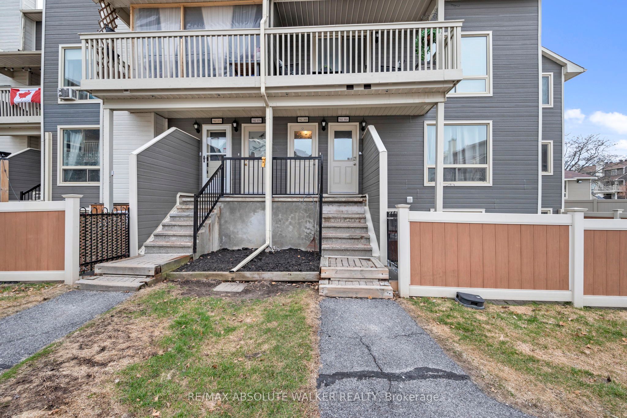 782 St. Andre Drive 38B, Orleans - Convent Glen and Area, ON K1C 4R7 photo 2