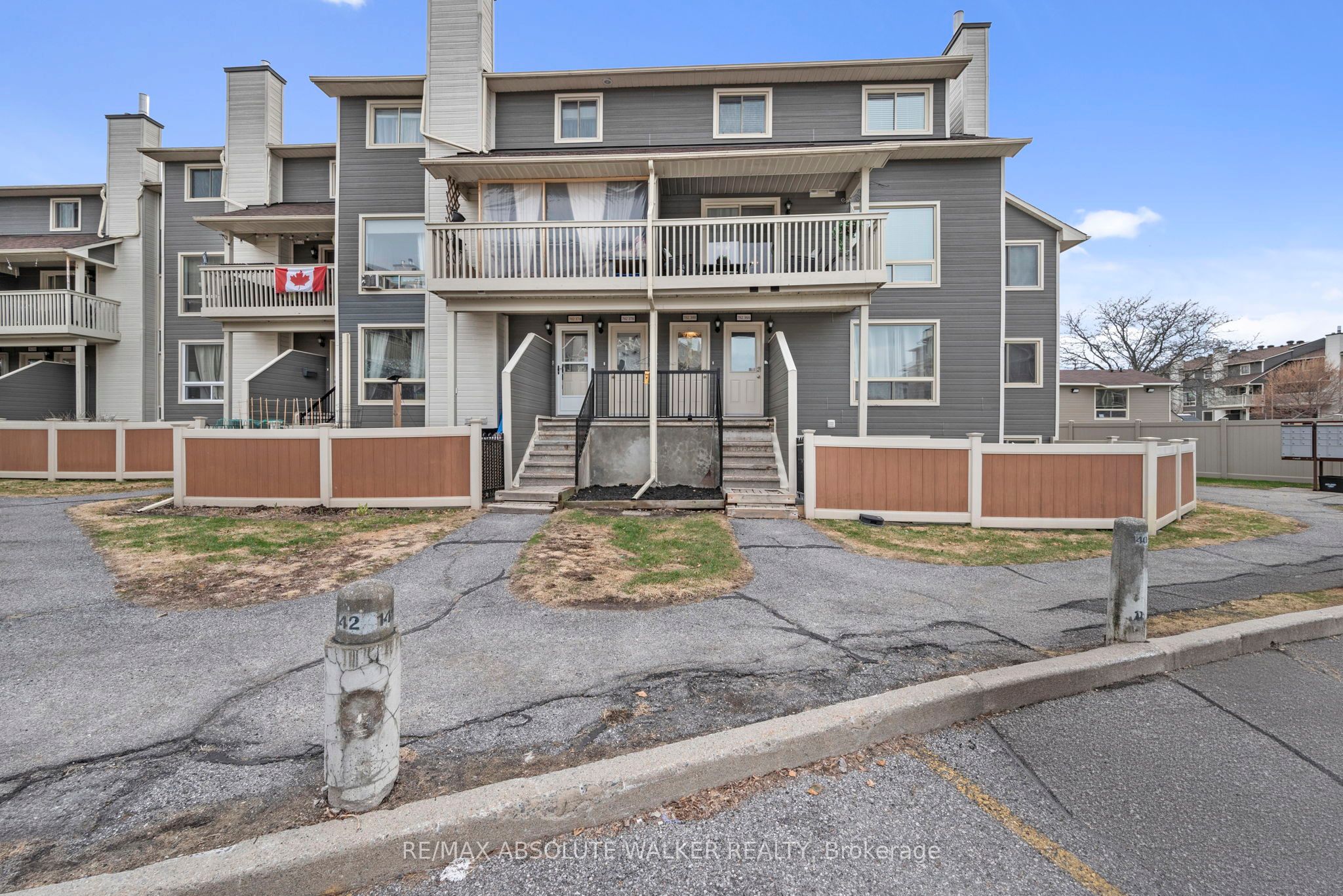 782 St. Andre Drive 38B, Orleans - Convent Glen and Area, ON K1C 4R7 photo 3