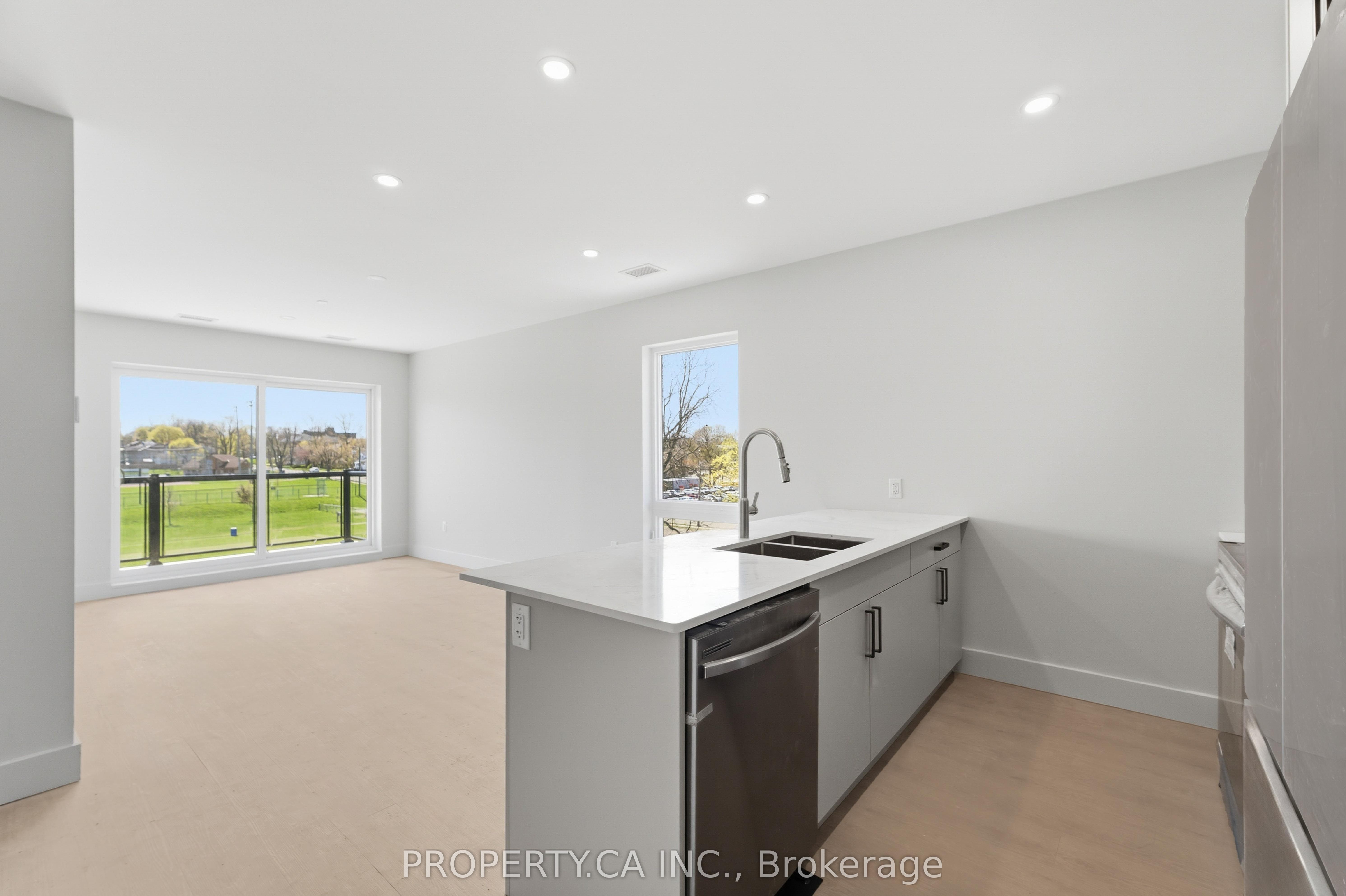 8 Hutt Lane 508, Thorold, ON L2V 1V4 photo 3