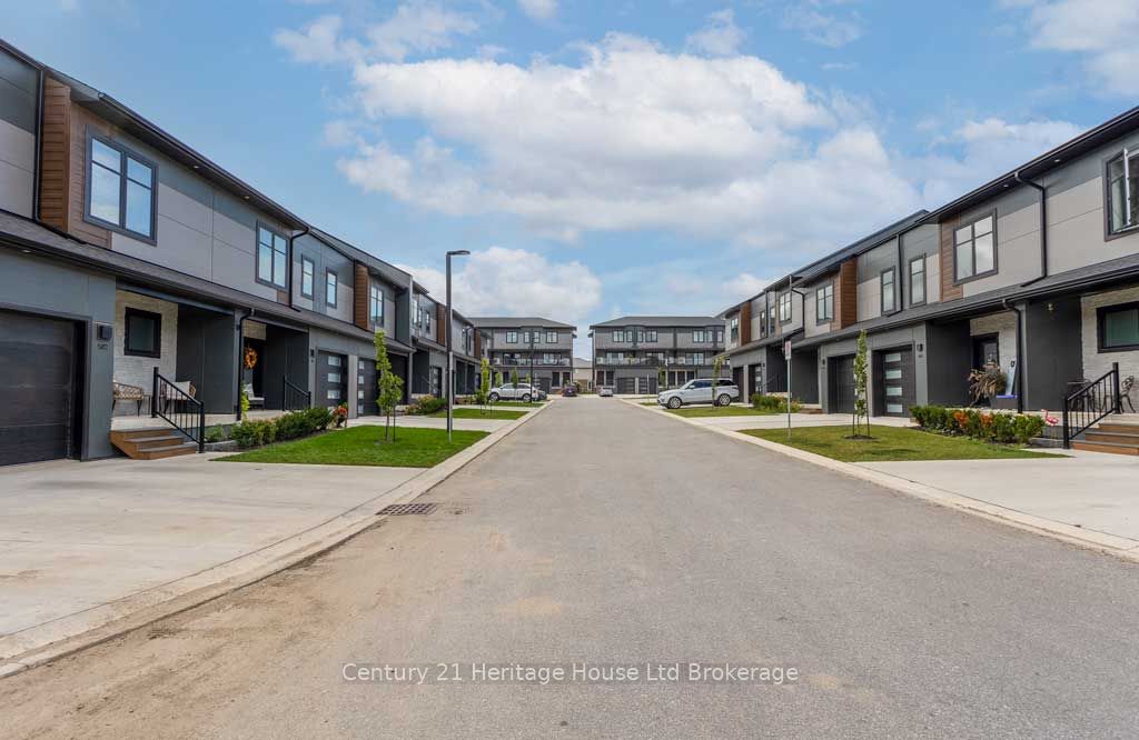 361 Quarter Town Line 706, Tillsonburg, ON N4G 5T9 photo 2