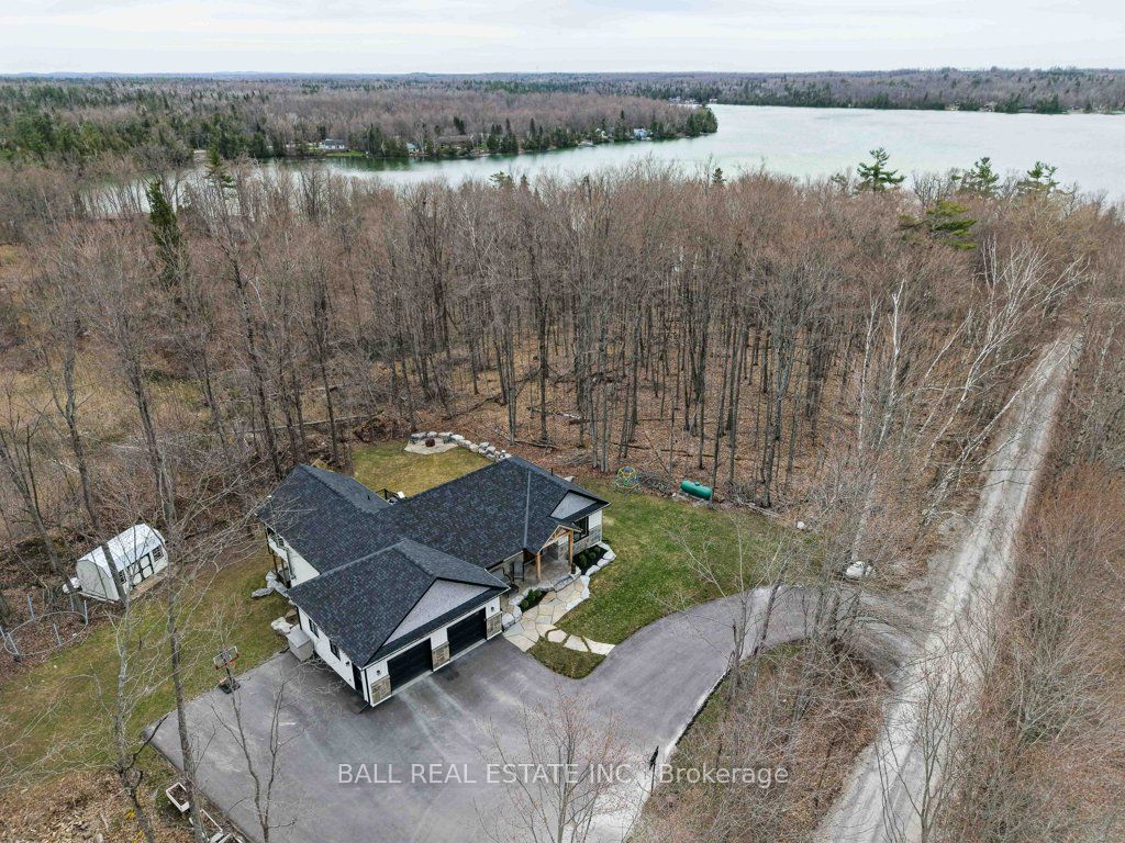 25 Fire Route 42, Trent Lakes, ON K0L 1J0 photo 2