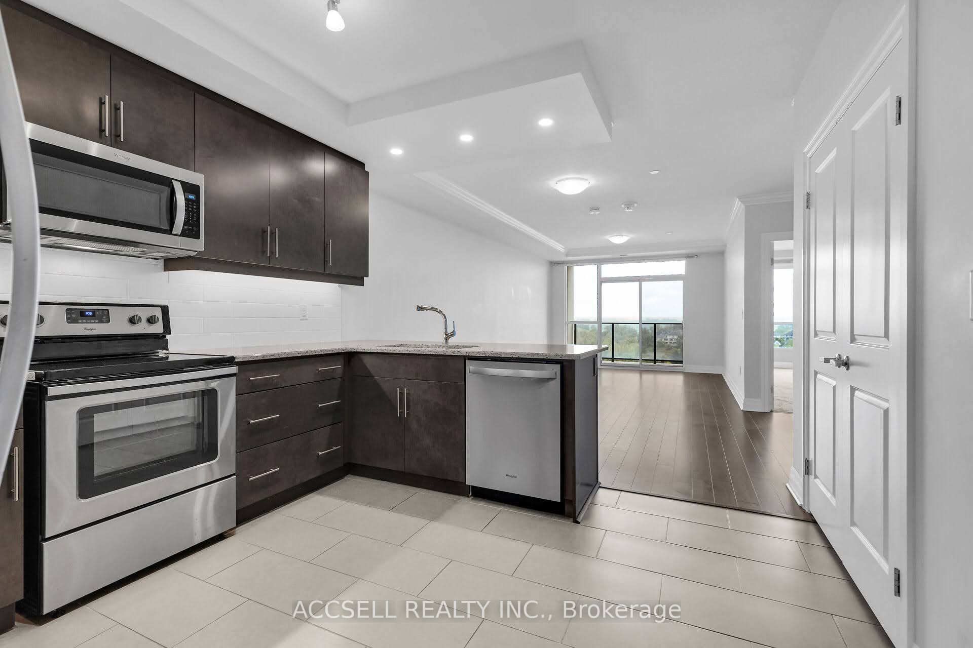 260 Villagewalk Boulevard 902, London North, ON N6G 0P6 photo 4