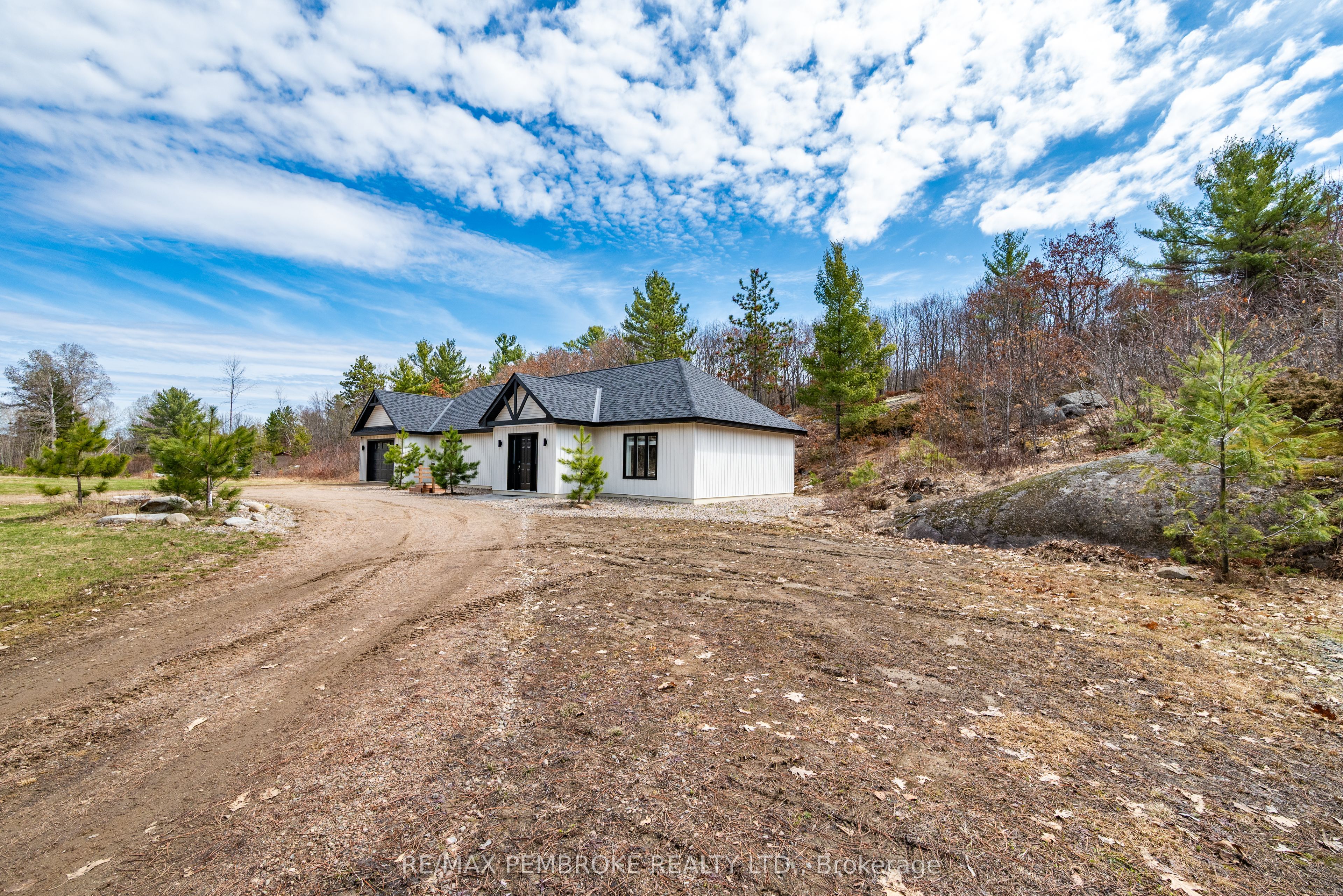 41948A Combermere Road, Madawaska Valley, ON K0J 1B0 photo 4
