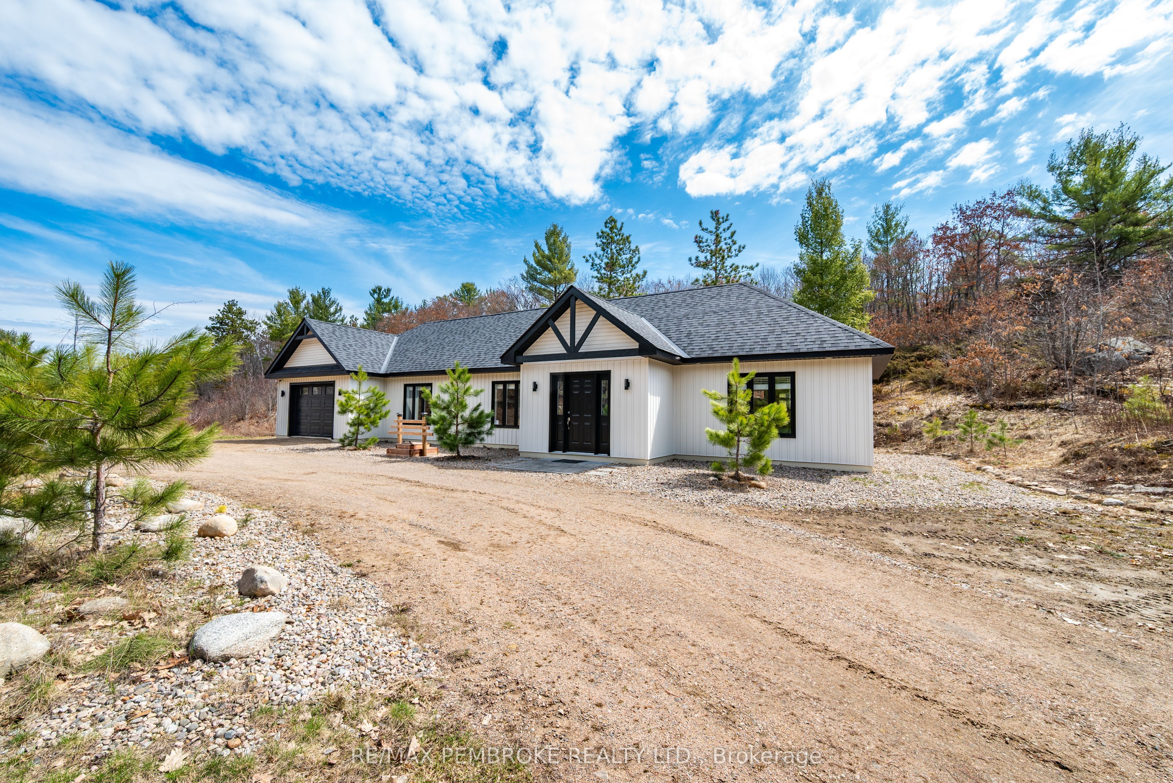 41948A Combermere Road, Madawaska Valley, ON K0J 1B0 photo 5