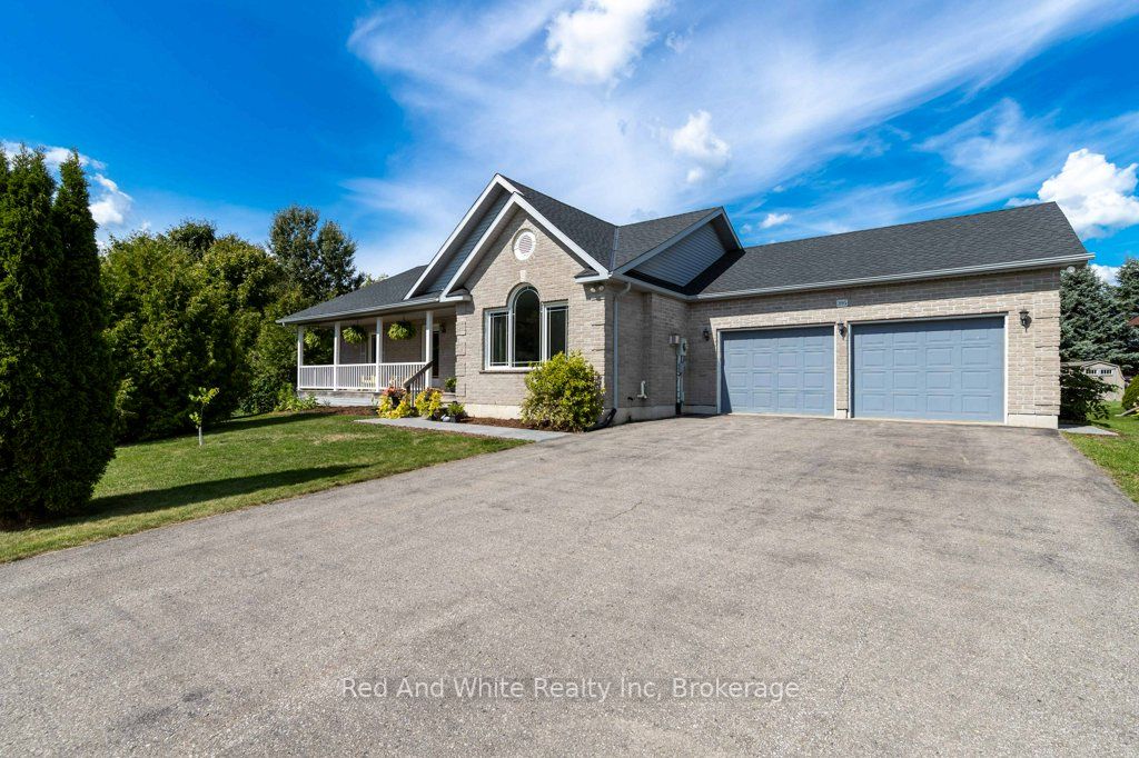 395 Bell Street, Minto, ON N0G 2P0 photo 2