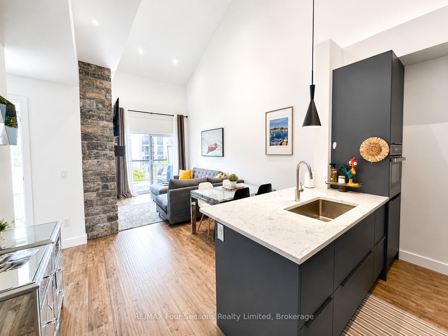 10 Beausoleil Lane 303, Blue Mountains, ON L9Y 2X5 photo 3