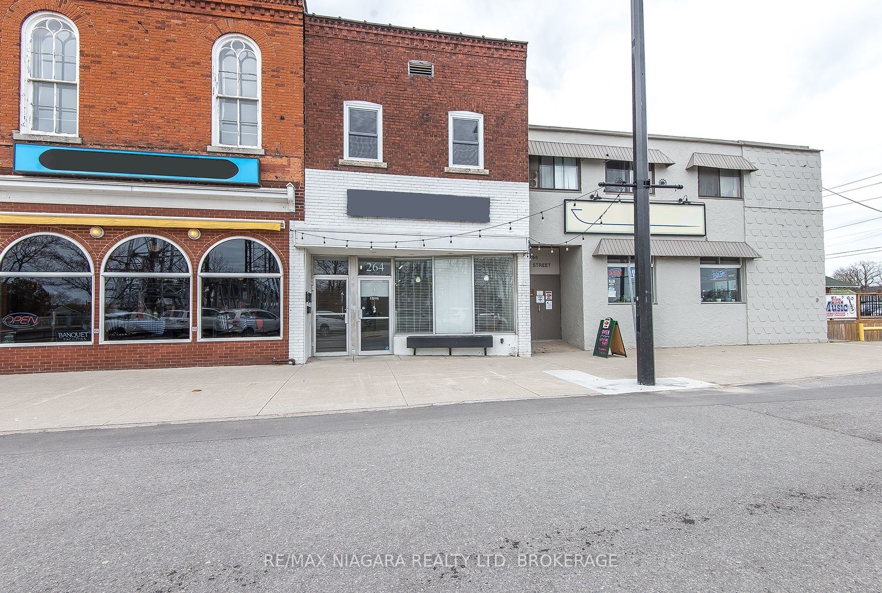 264 West Street Unit 2, Port Colborne, ON L3K 4E4 photo 2