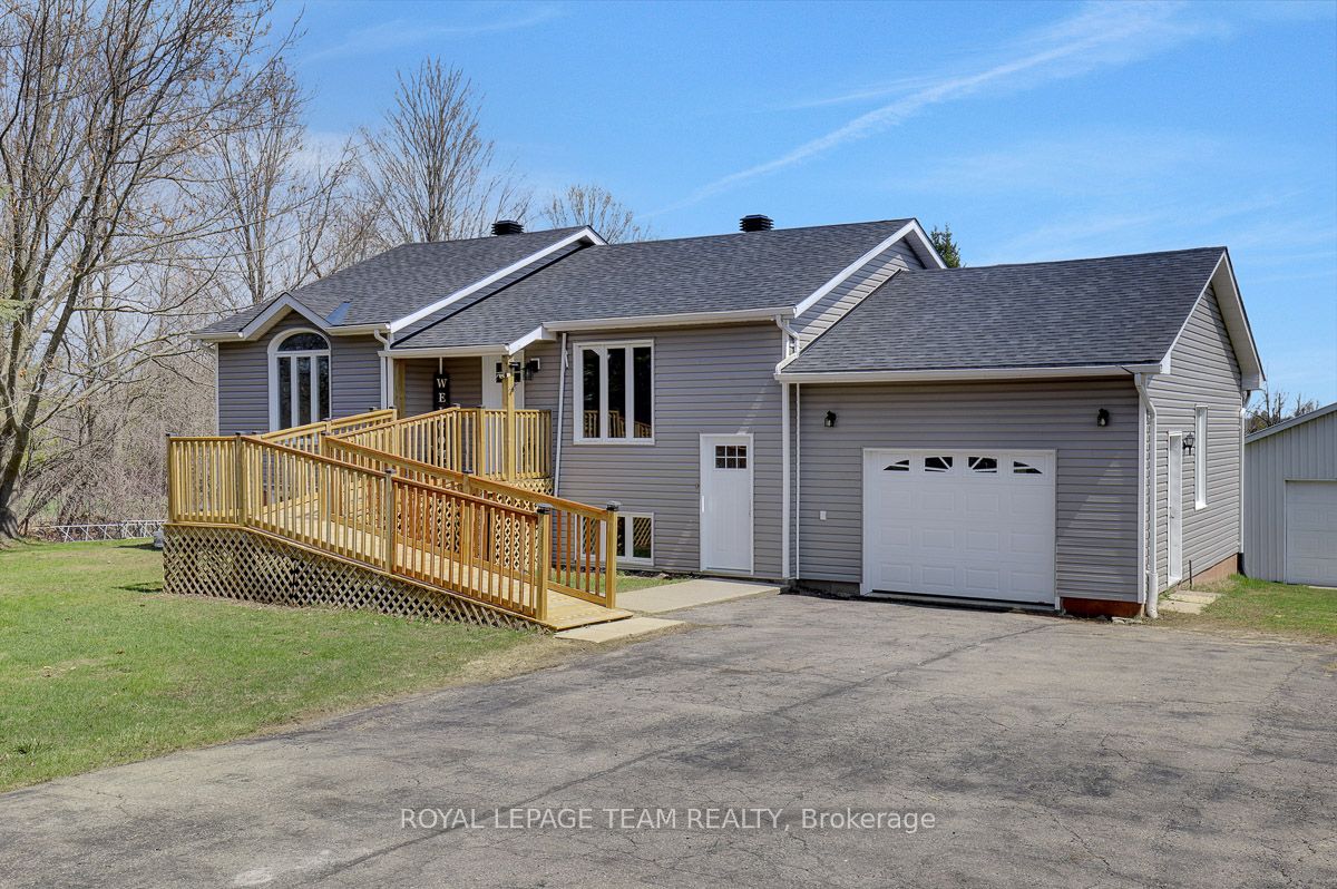 8055 County Rd. 44 Road, Edwardsburgh/Cardinal, ON K0E 1X0
