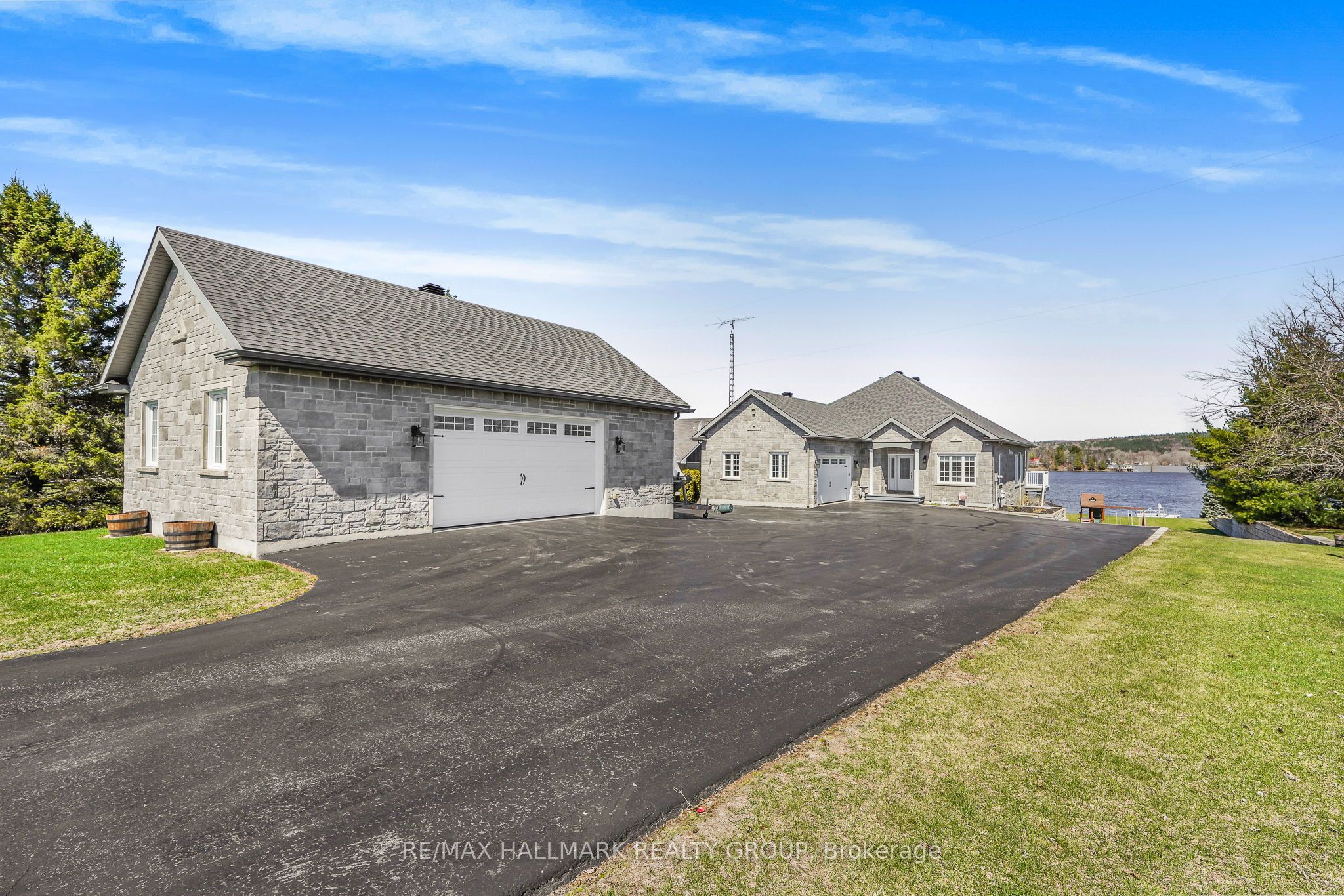 261 CONCESSION 1 Road, Alfred and Plantagenet, ON K0B 1L0 photo 2