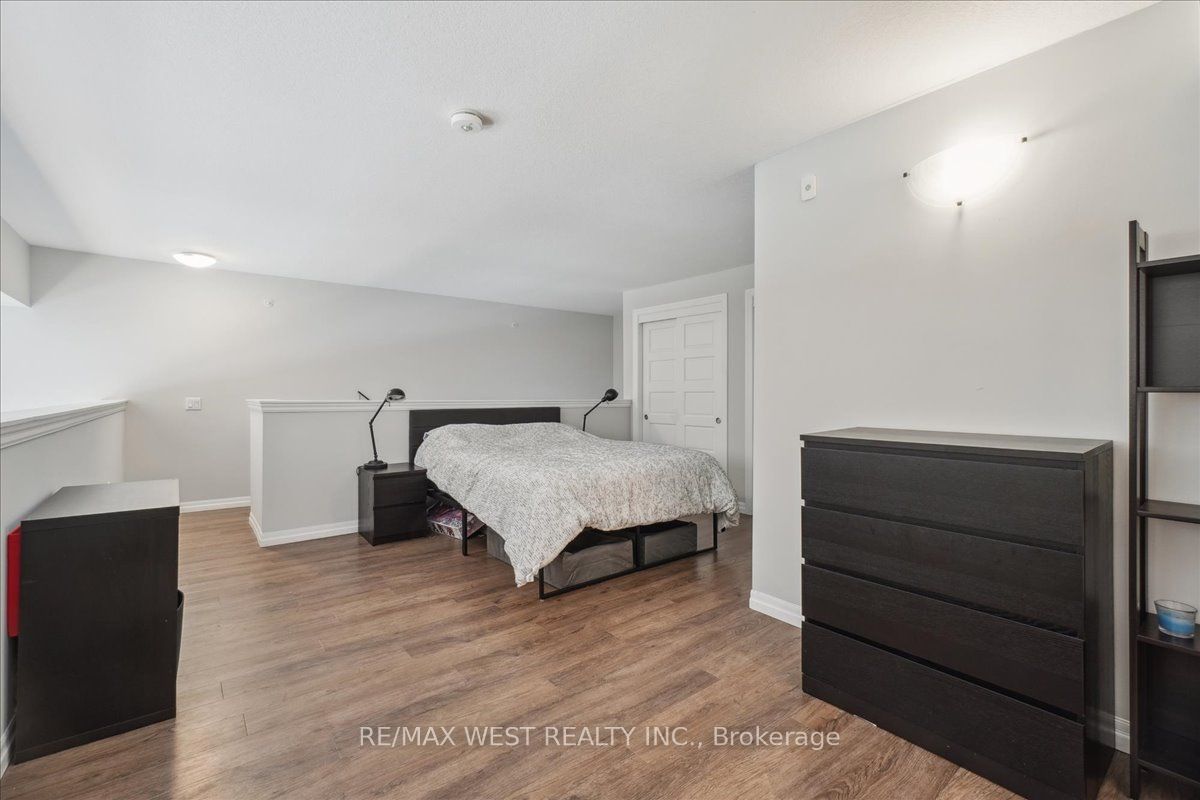 35 Kingsbury Square 413, Guelph, ON N1L 0J4 photo 4
