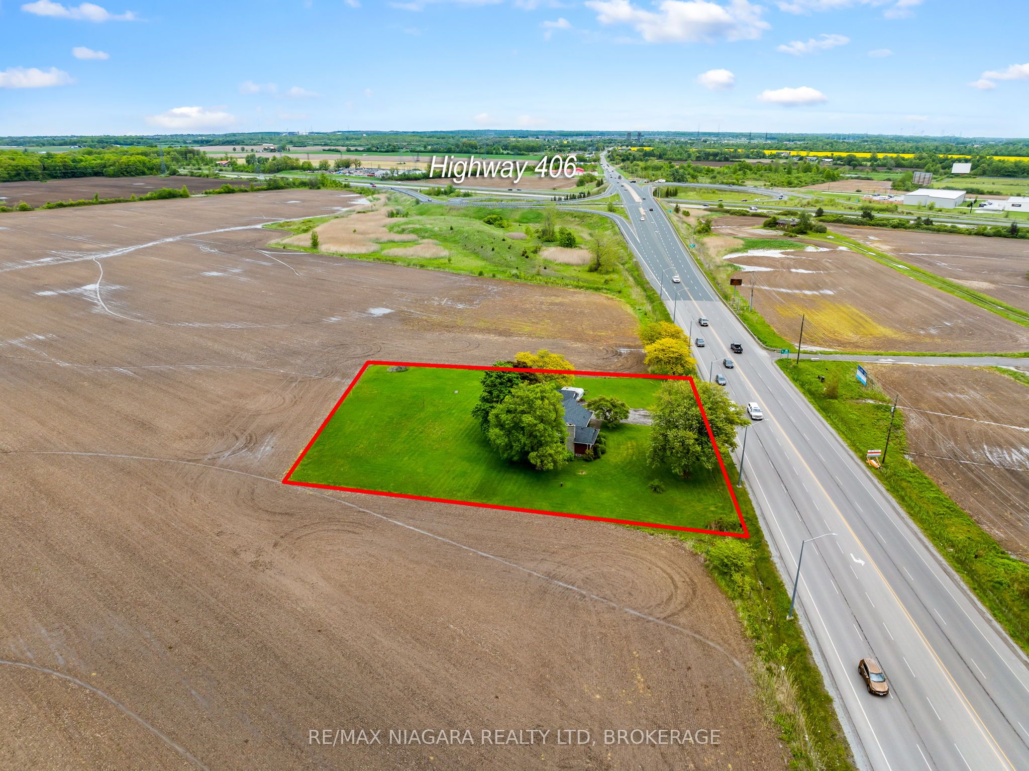2152 Hwy 20, Thorold, ON L2V 5S4 photo 4