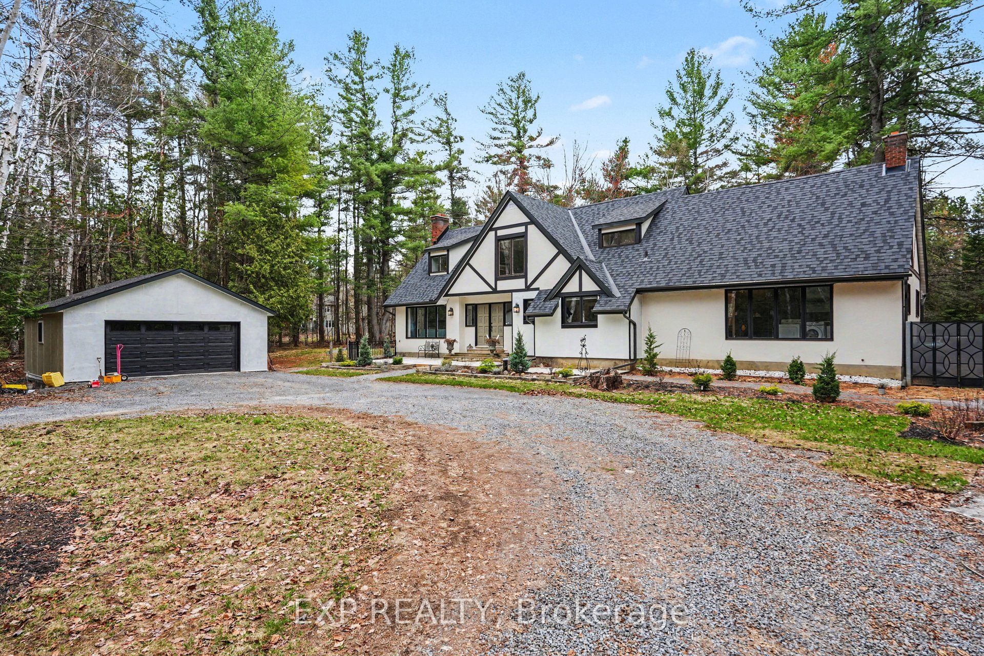 2844 Old Almonte Road, Carp - Huntley Ward, ON K0A 1L0 photo 2