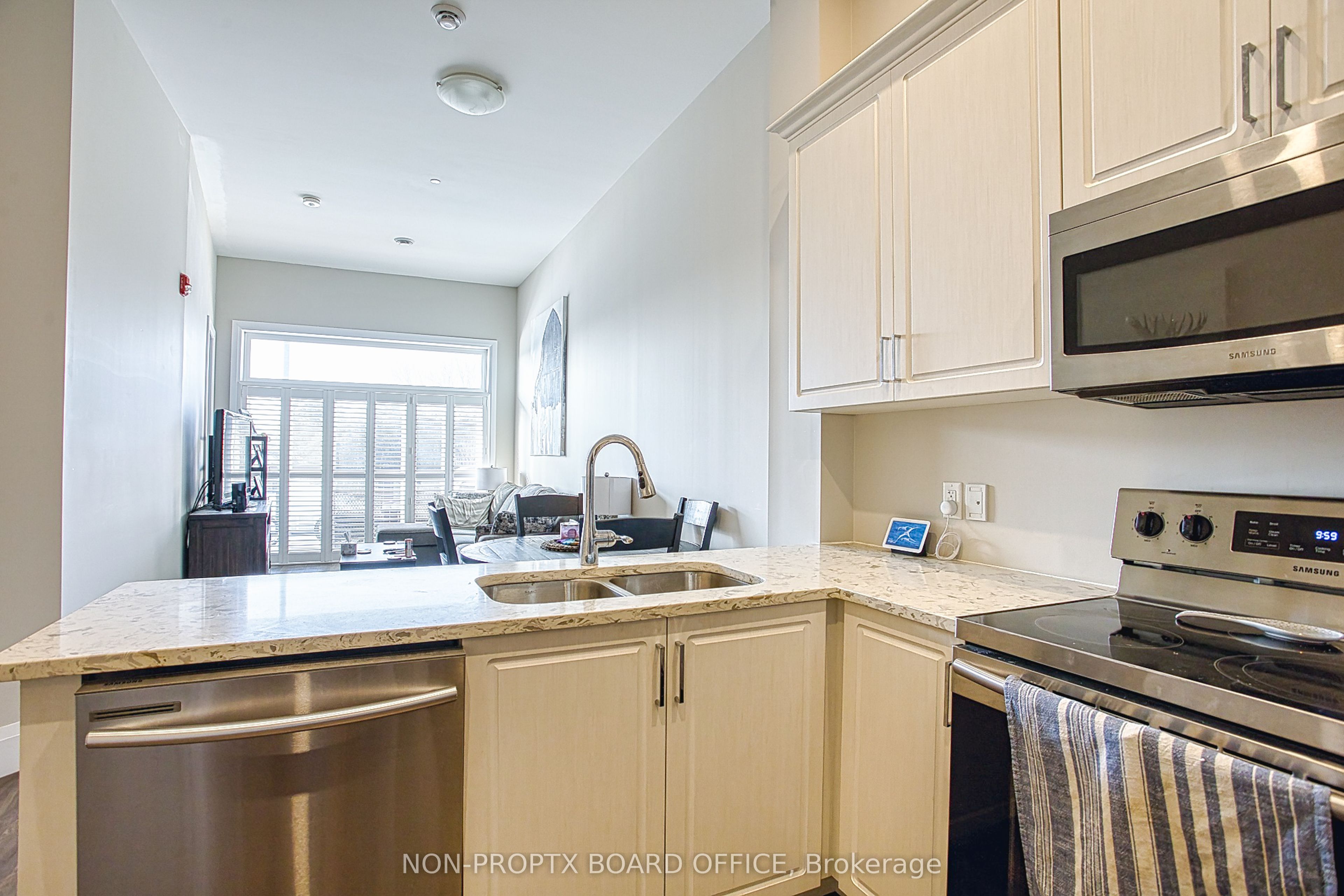 85 Morrell Street 215A, Brantford, ON N3T 4J6 photo 3
