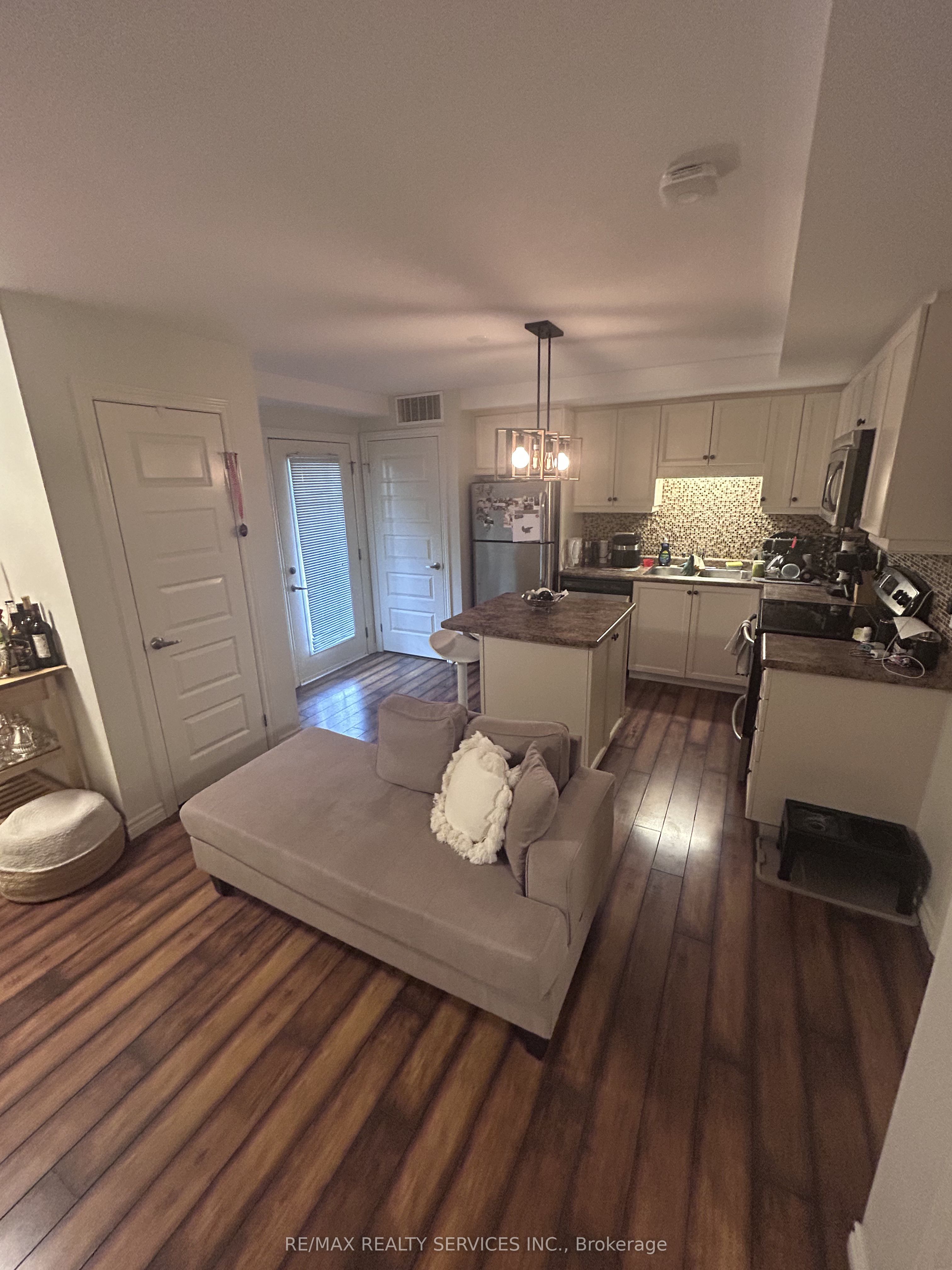 1460 Highland Road 5E, Kitchener, ON N2N 0B7