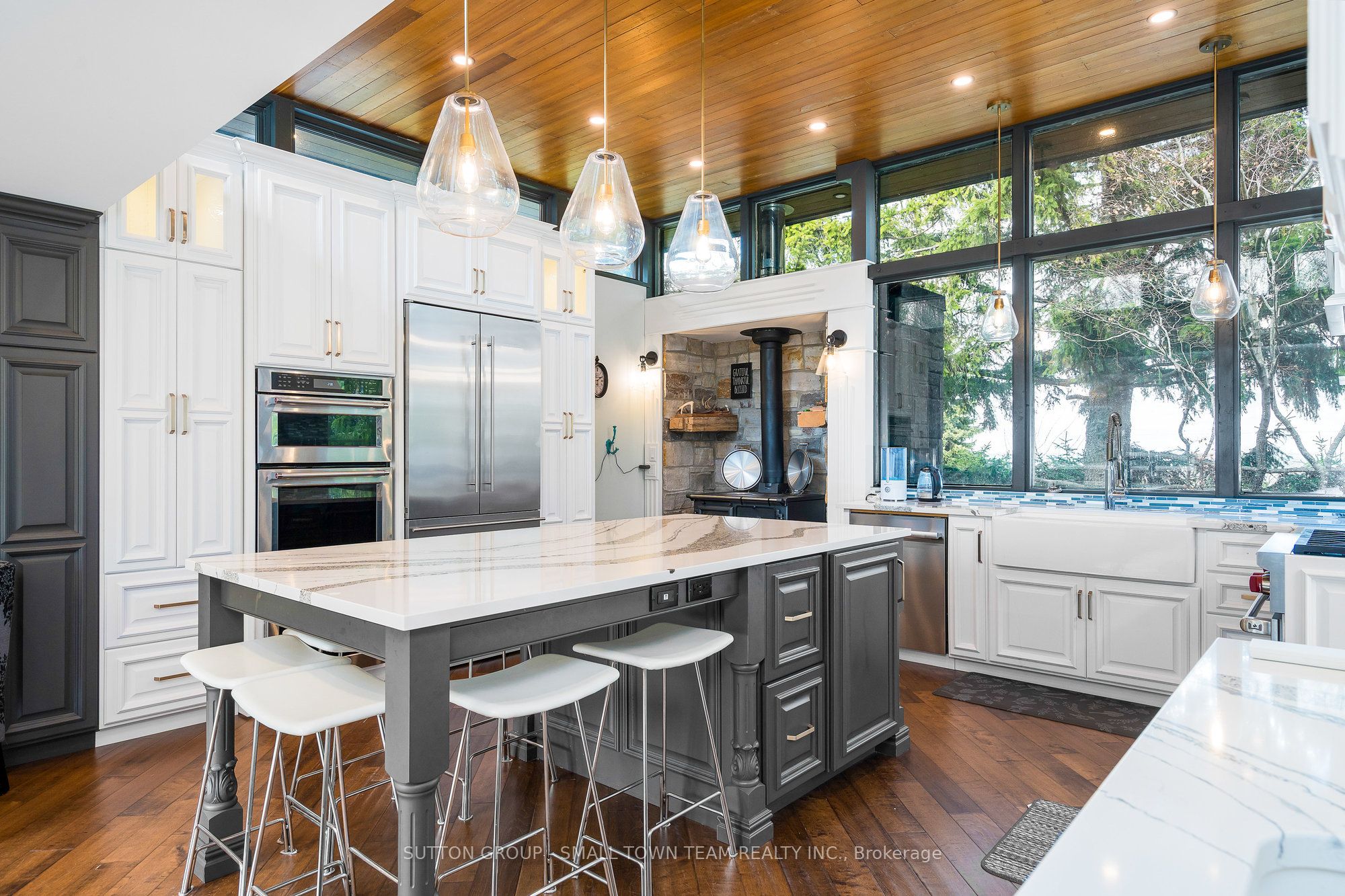 114 Lakeshore Road W, Blue Mountains, ON L9Y 0S6 photo 5