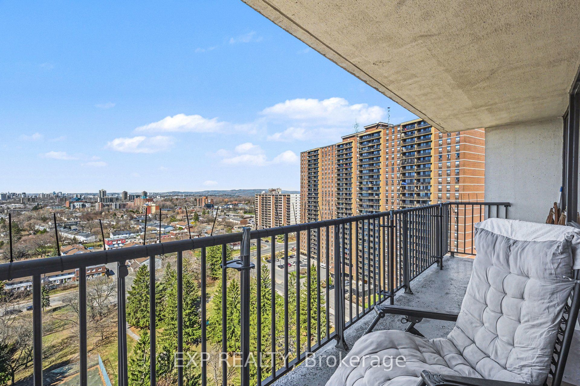 665 Bathgate Drive 1801, Overbrook - Castleheights and Area, ON K1K 3Y4 photo 3