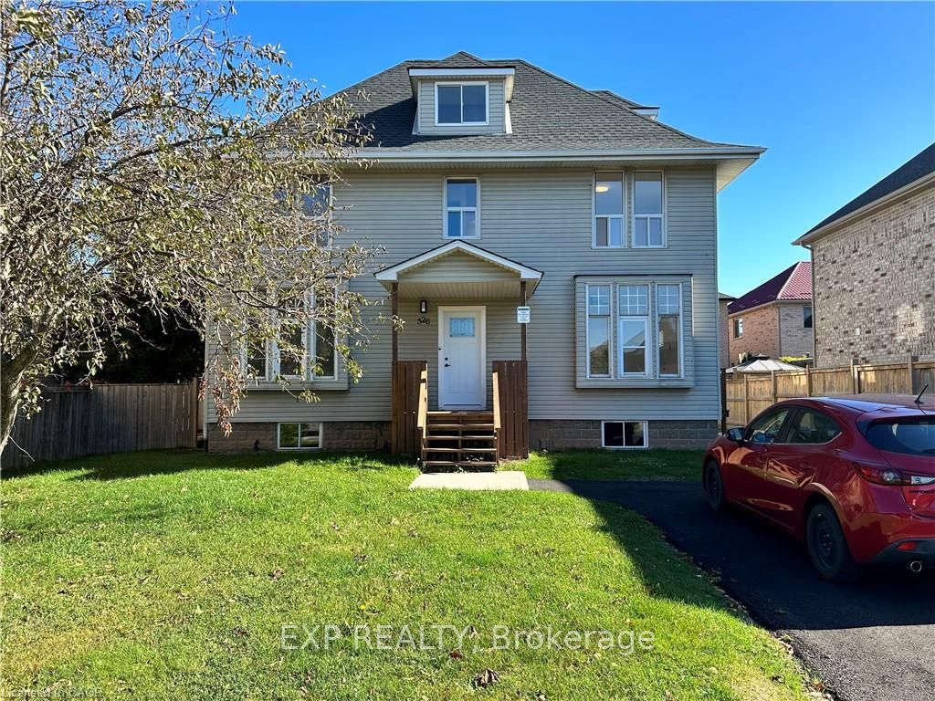 526 Fifty Road Upper, Hamilton, ON L8E 5T4