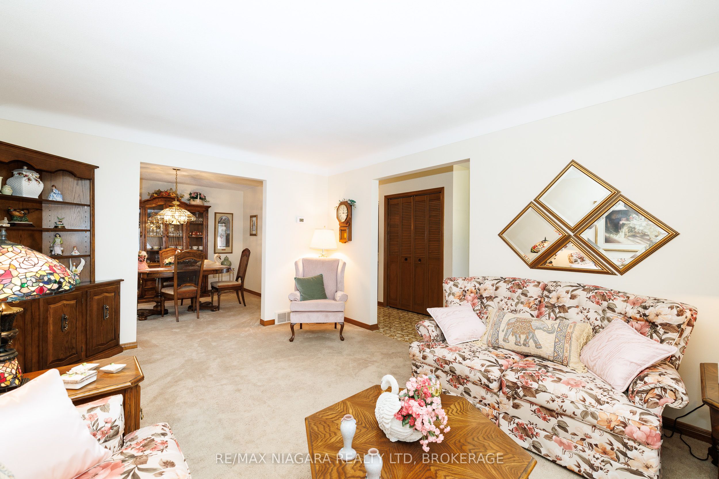4409 Latina Crescent, Niagara Falls, ON L2E 7C3 photo 4