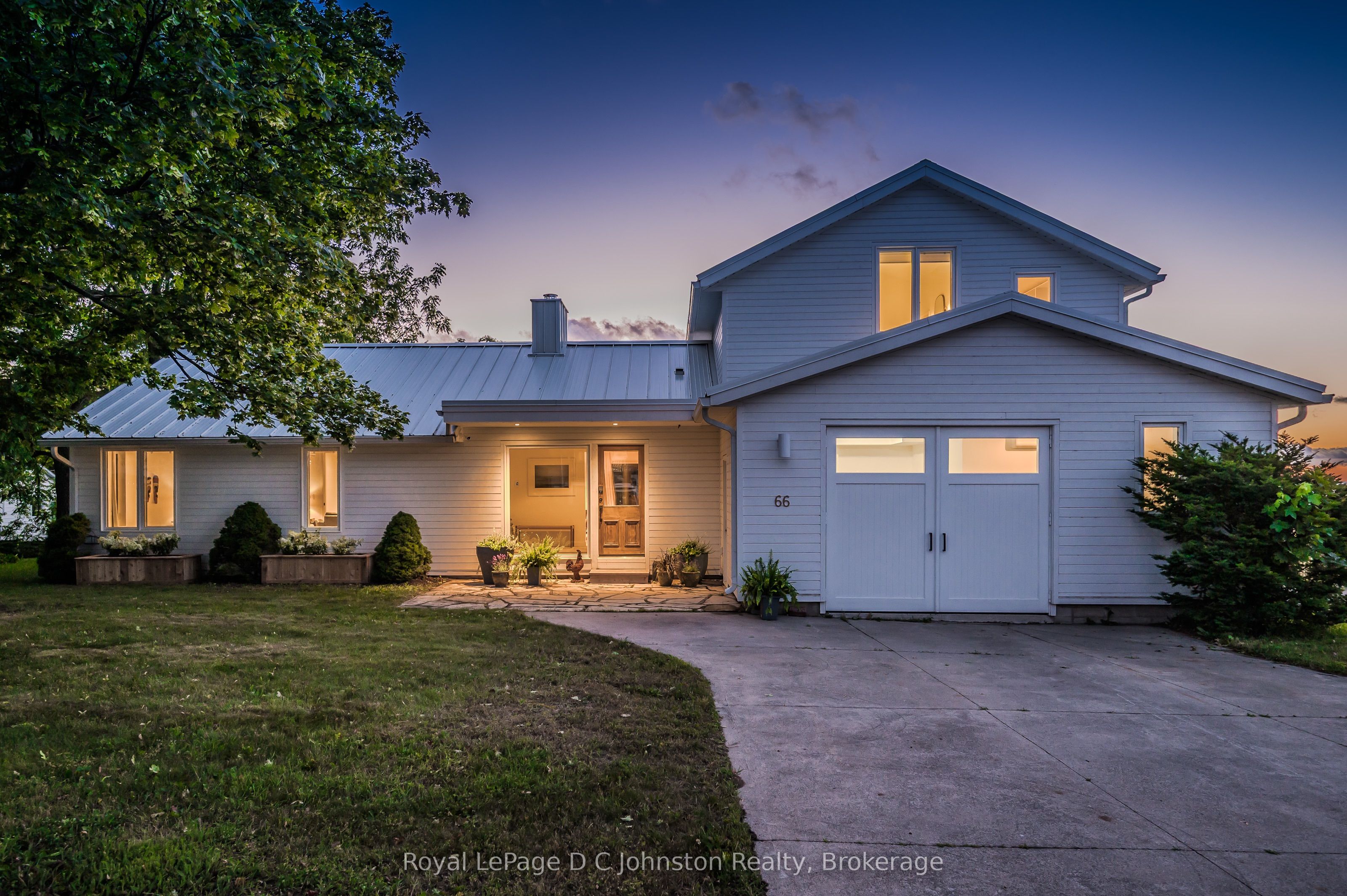 66 Huron Street N, Saugeen Shores, ON N0H 2L0