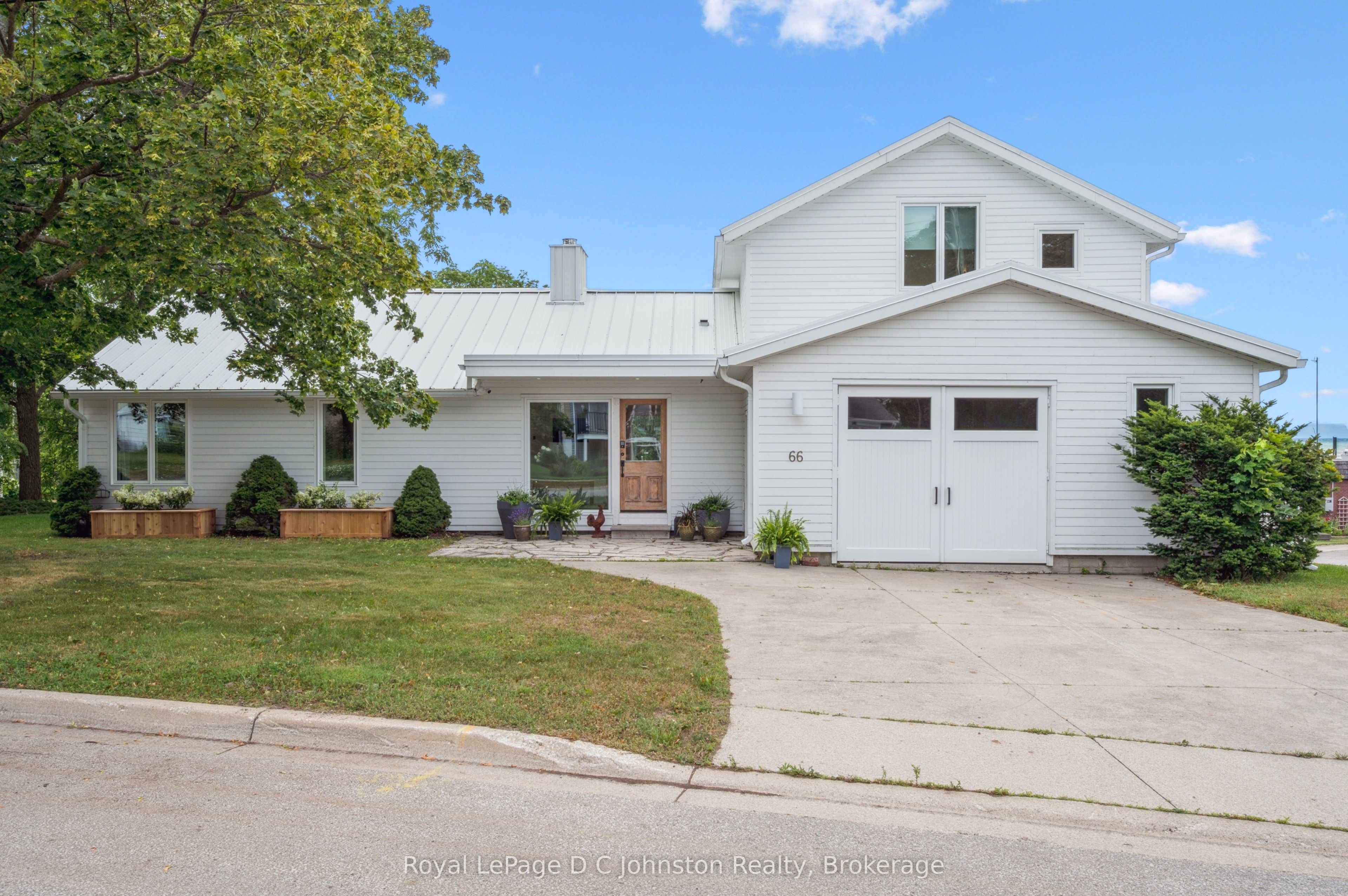 66 Huron Street N, Saugeen Shores, ON N0H 2L0 photo 4