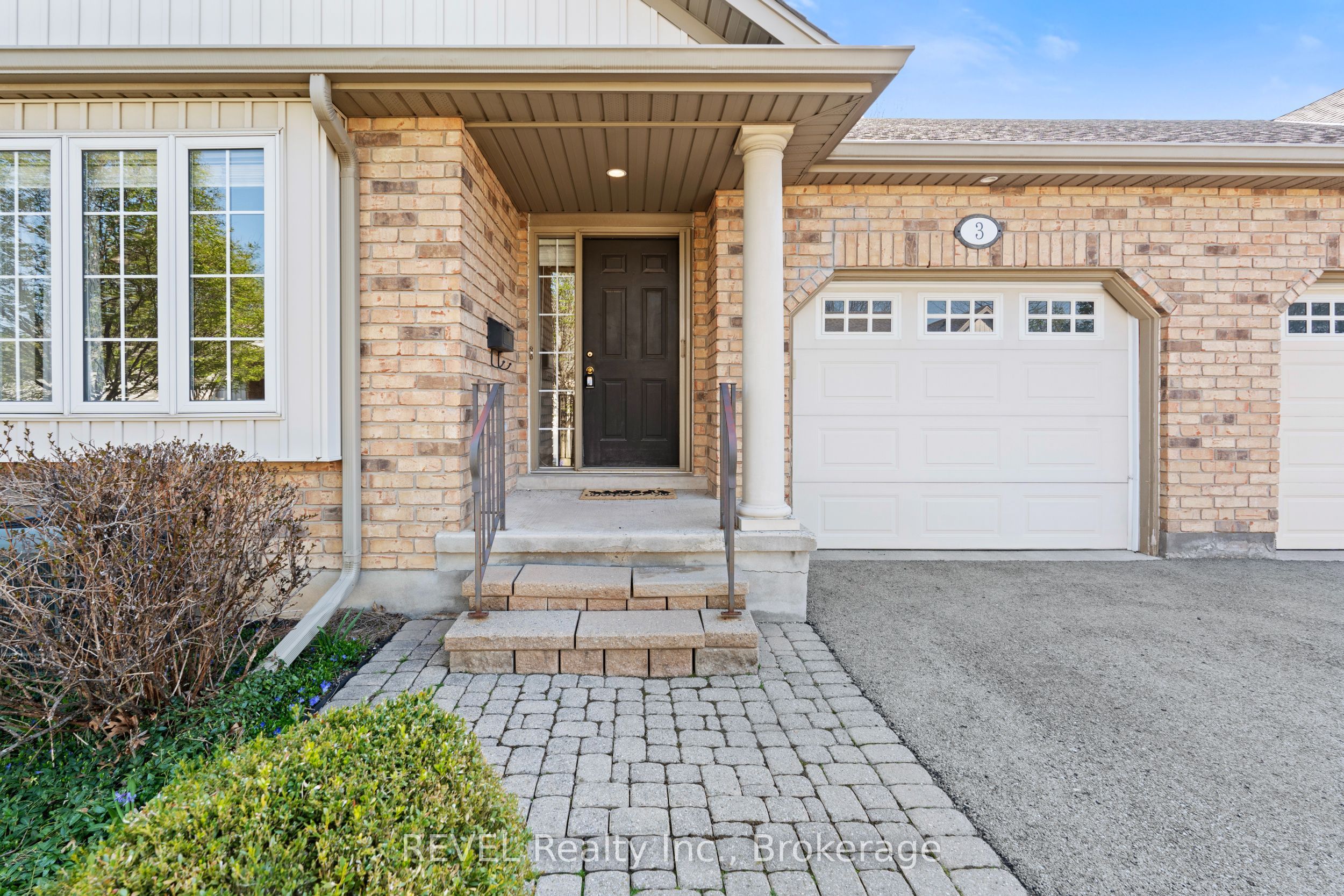 605 WELLAND Avenue 3, St. Catharines, ON L2M 7Z7 photo 3