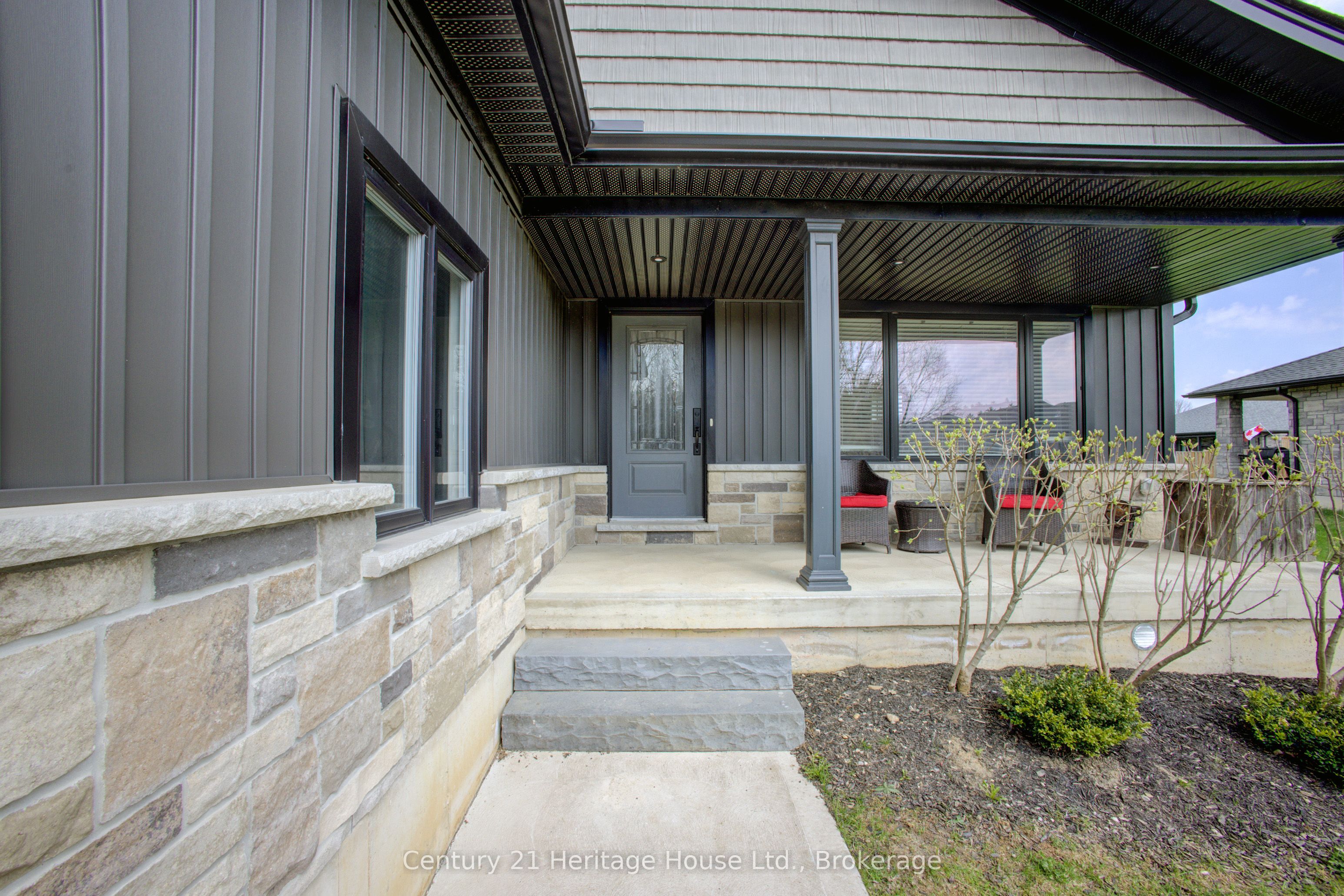 114 Jackson Street, West Grey, ON N0G 1R0 photo 5