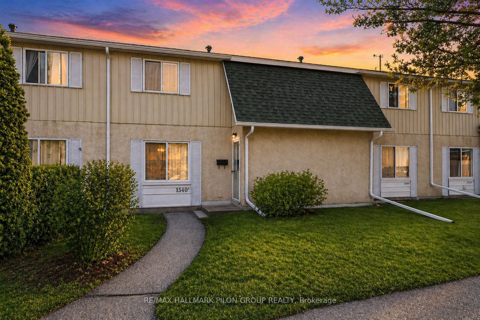 1540 Beaverpond Drive C, Cyrville - Carson Grove - Pineview, ON K1B 3R9
