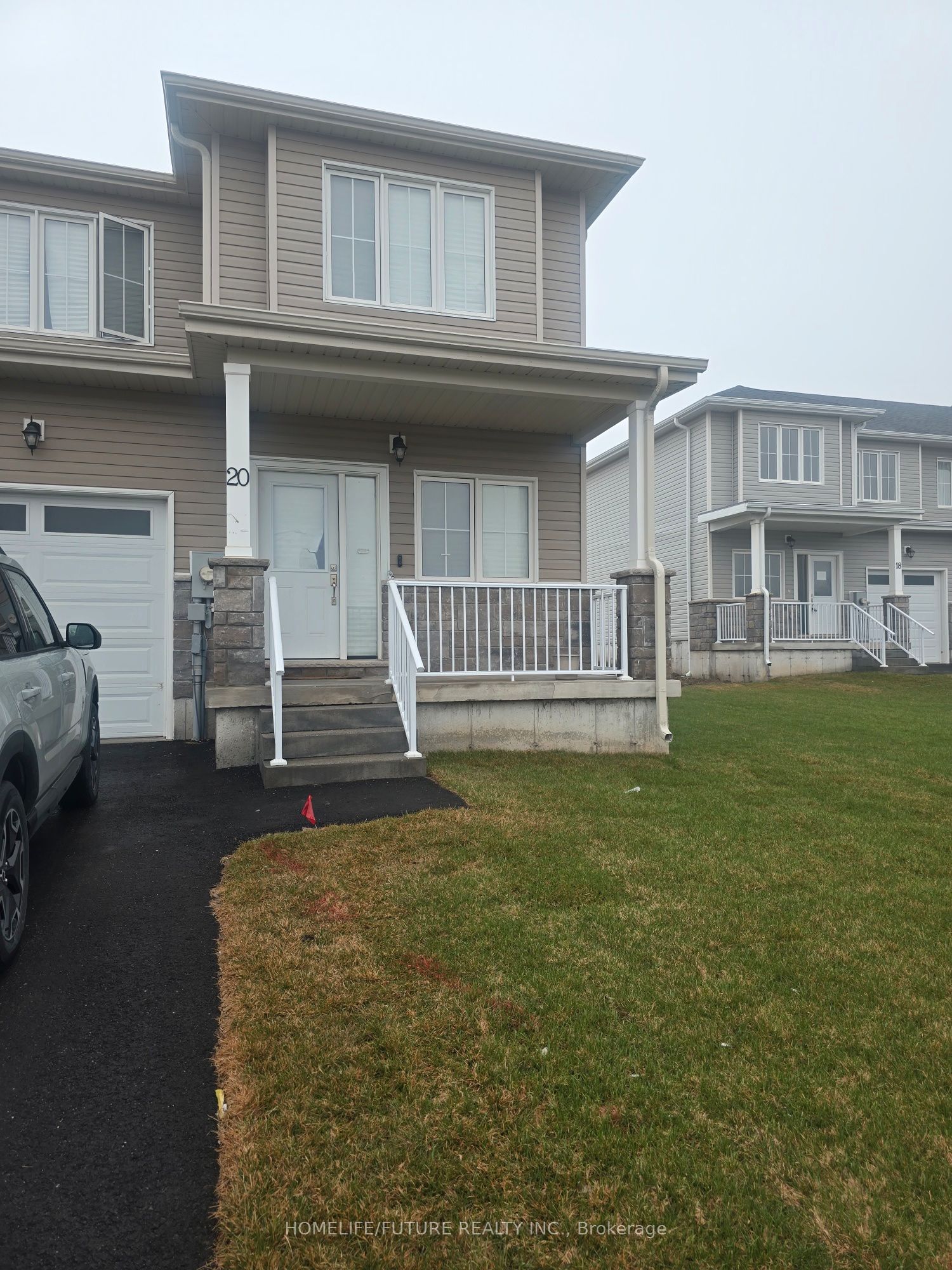 20 Lincoln Drive, Belleville, ON K8N 0T8