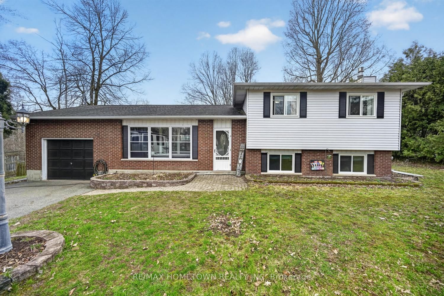 5 Meikle Drive, Augusta, ON K0E 1P0