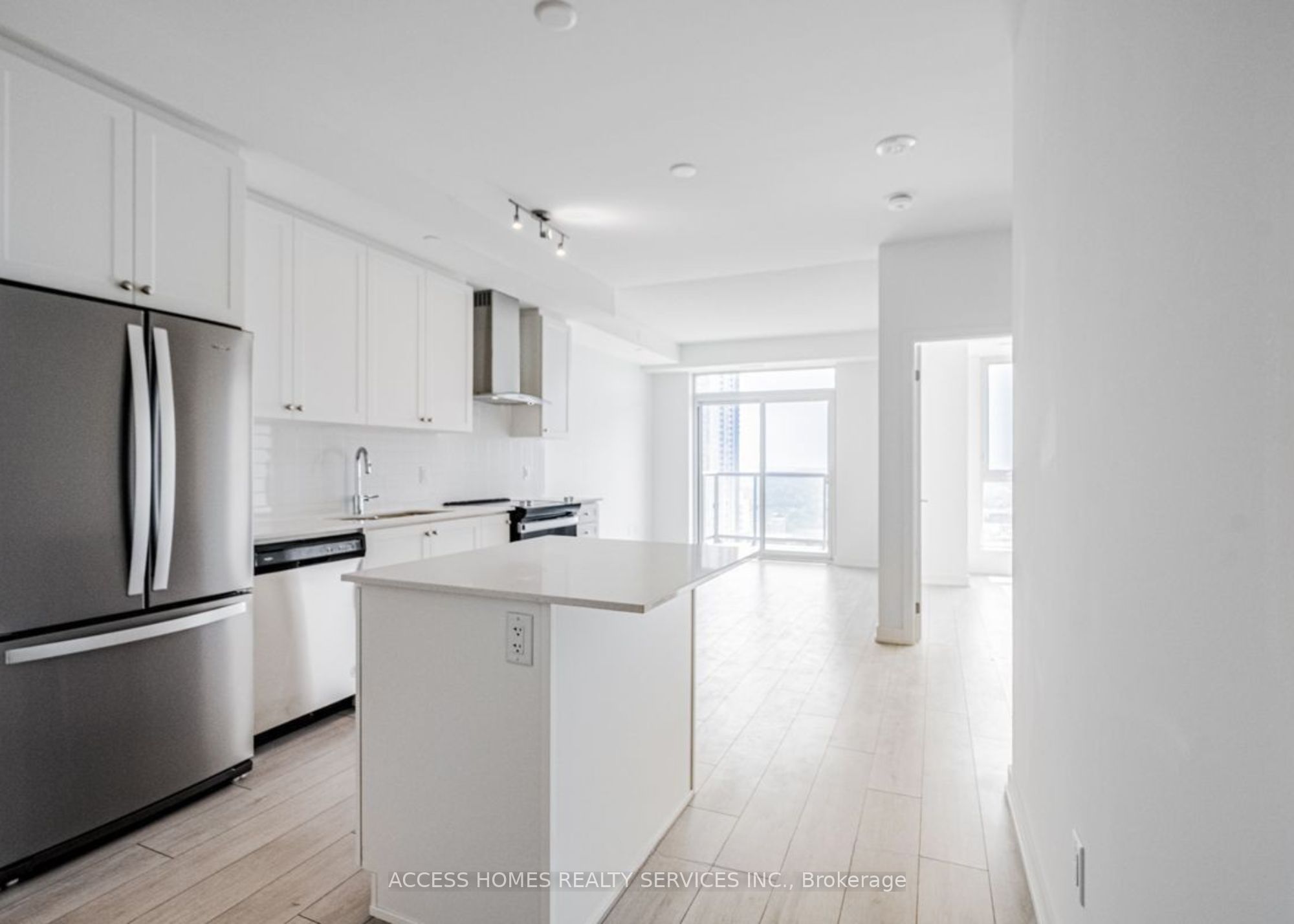 55 Duke Street W 2205, Kitchener, ON N2H 0C9 photo 2