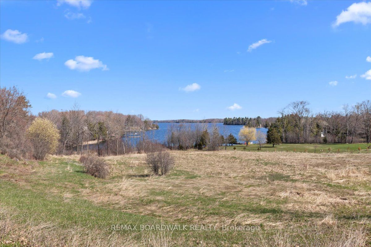 70 Horace Drive, Rideau Lakes, ON K0G 1V0
