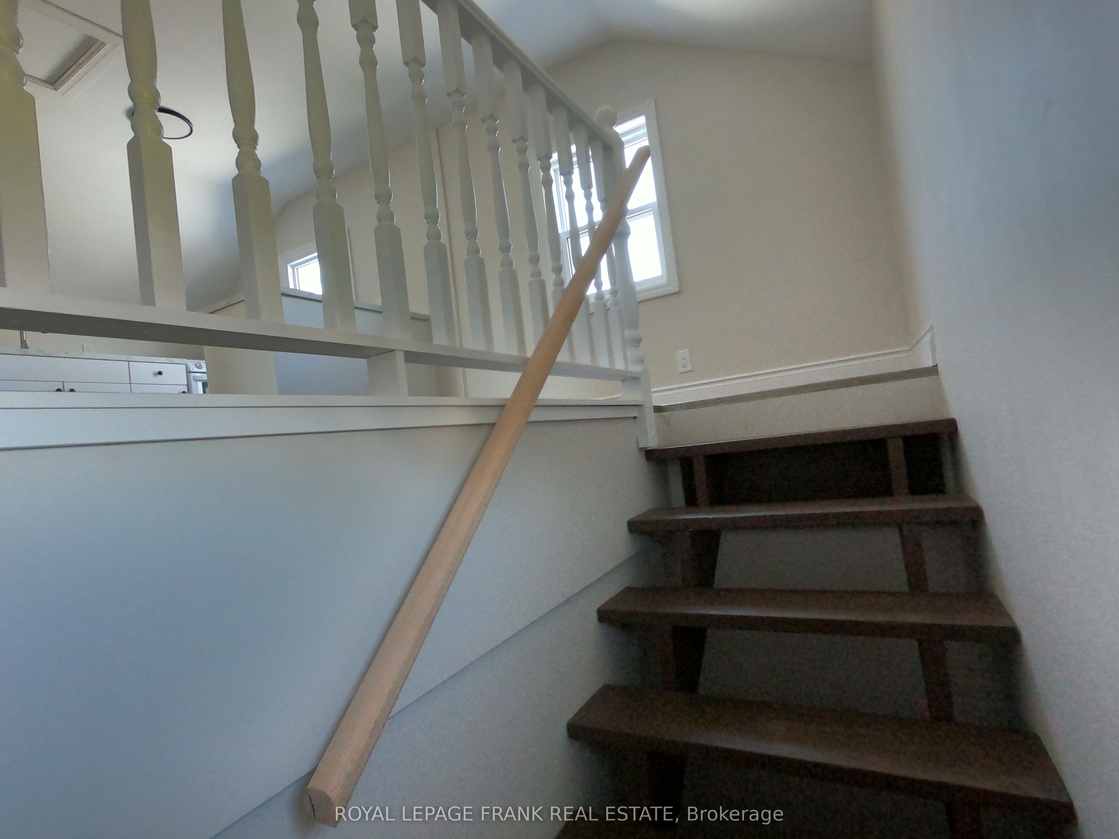 173 Stanley Street C, Quinte West, ON K8V 4W2 photo 2
