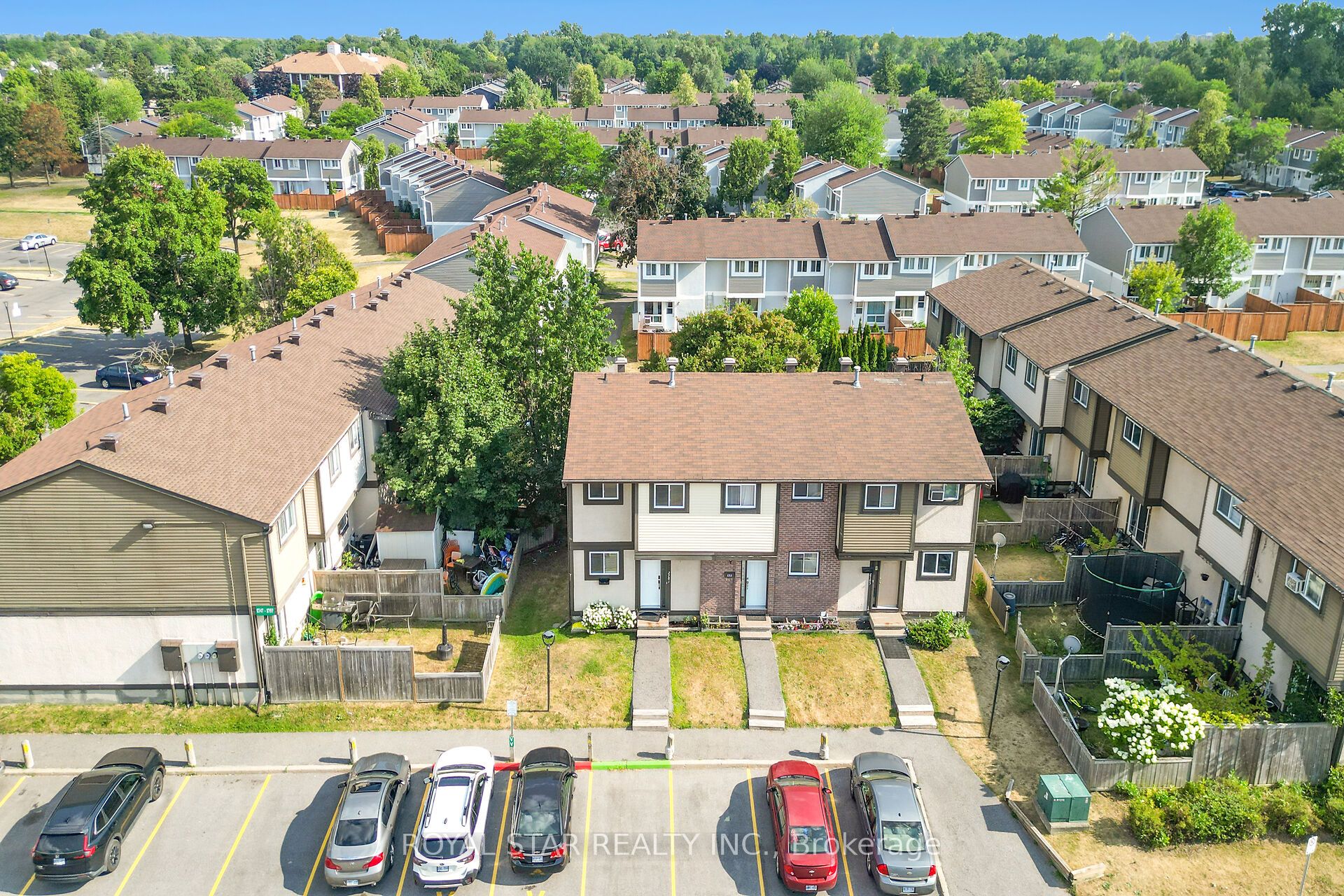 2761 Pimlico Crescent, Blossom Park - Airport and Area, ON K1T 2A7 photo 4