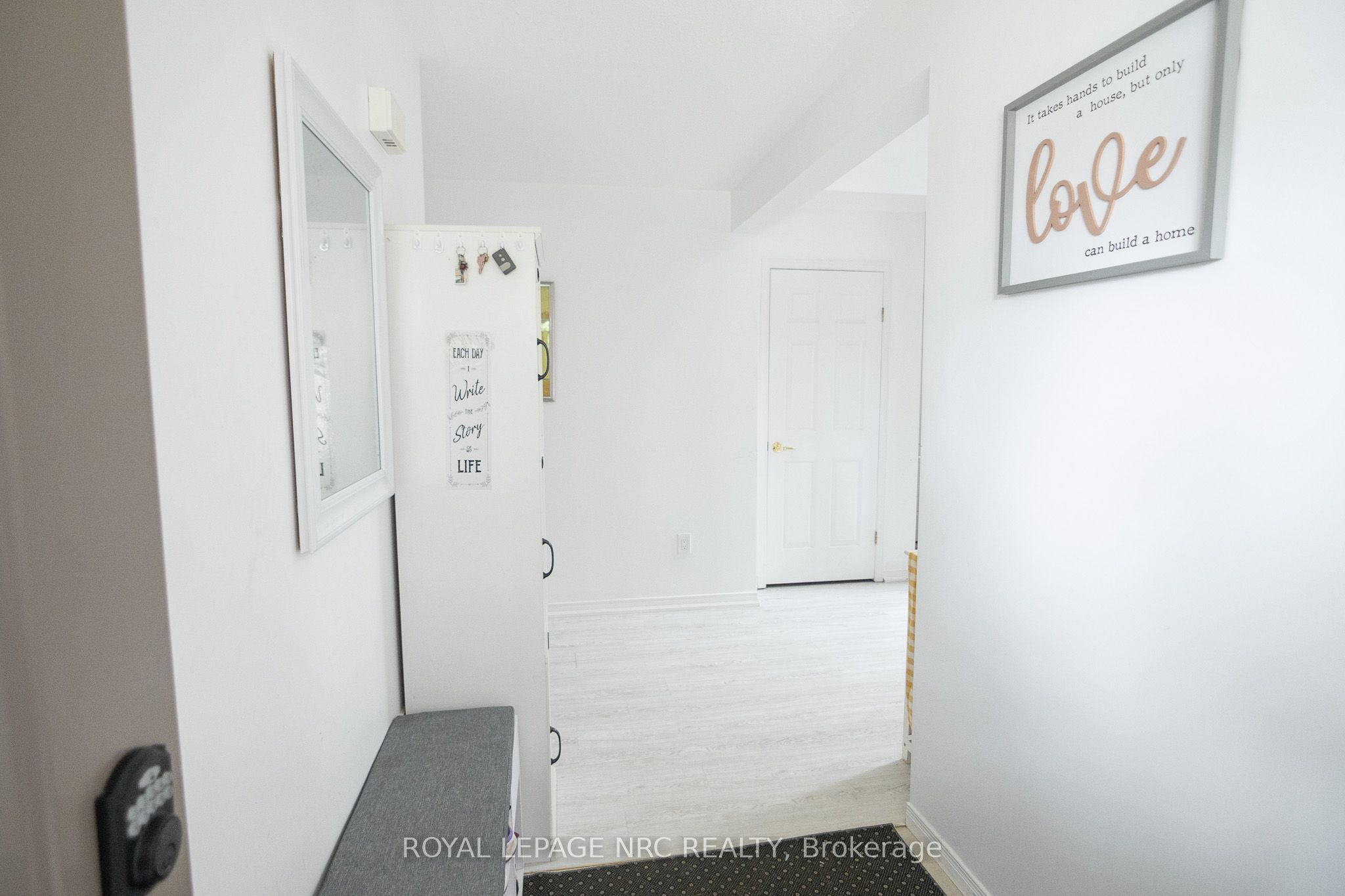 3797 Orlando Drive 10, Niagara Falls, ON L2J 4B5 photo 4
