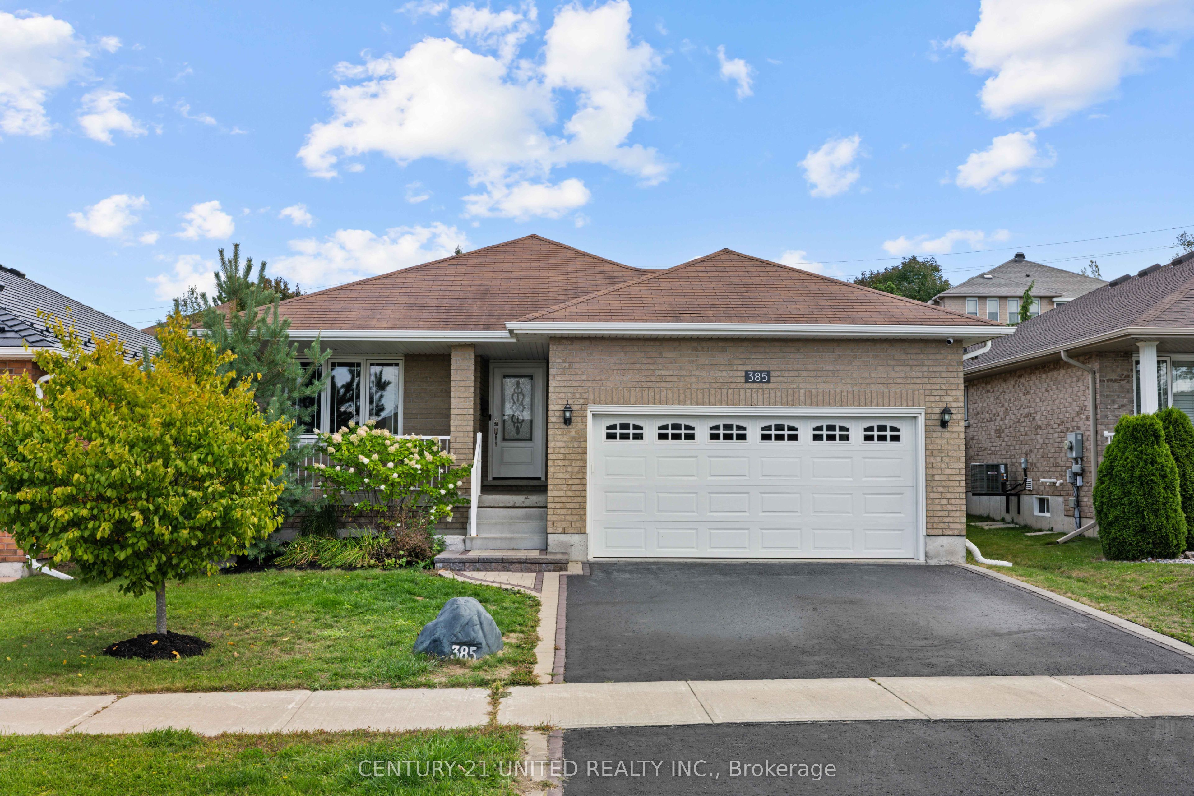 385 Bianco Crescent, Peterborough, ON K9K 0A5
