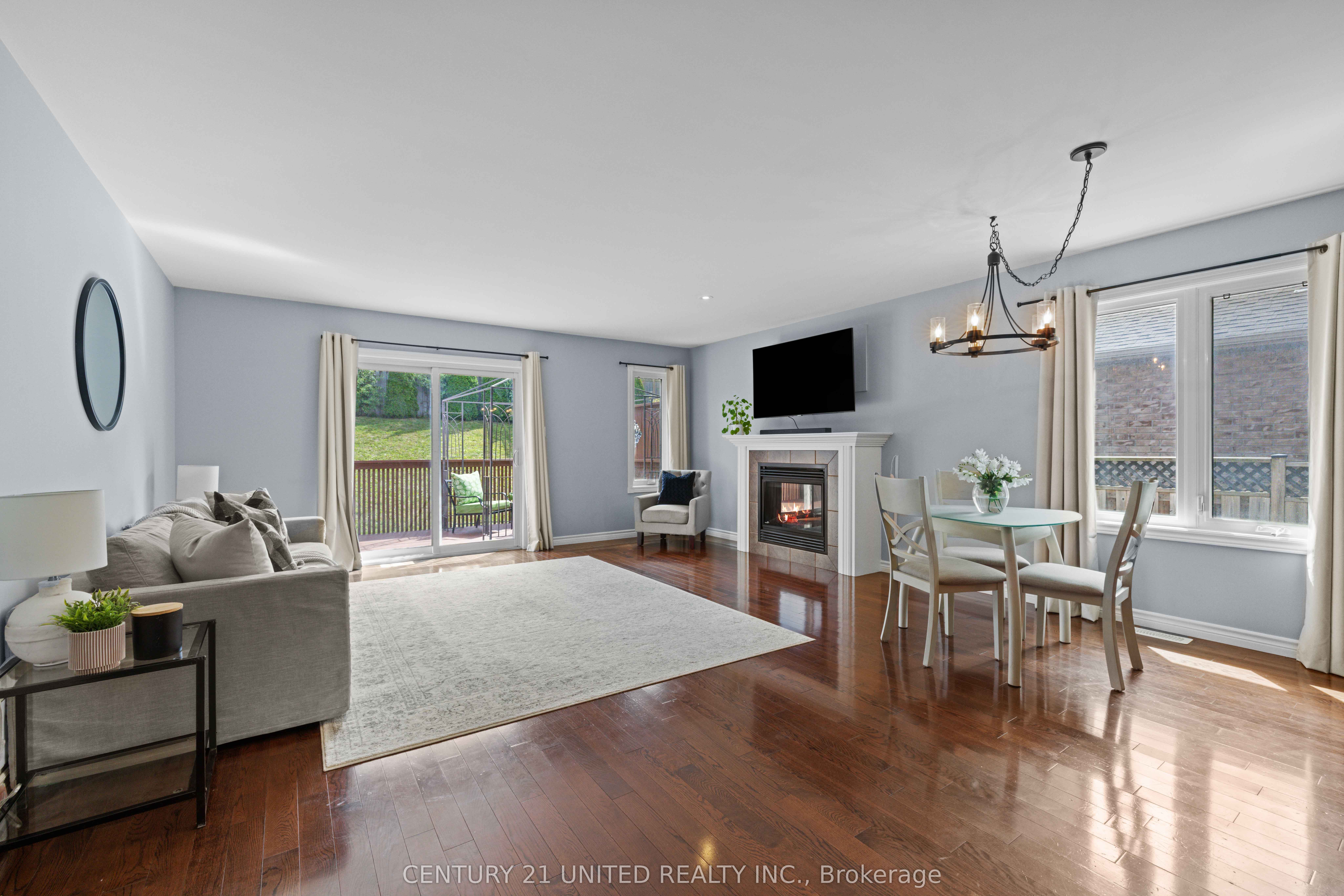 385 Bianco Crescent, Peterborough, ON K9K 0A5 photo 3
