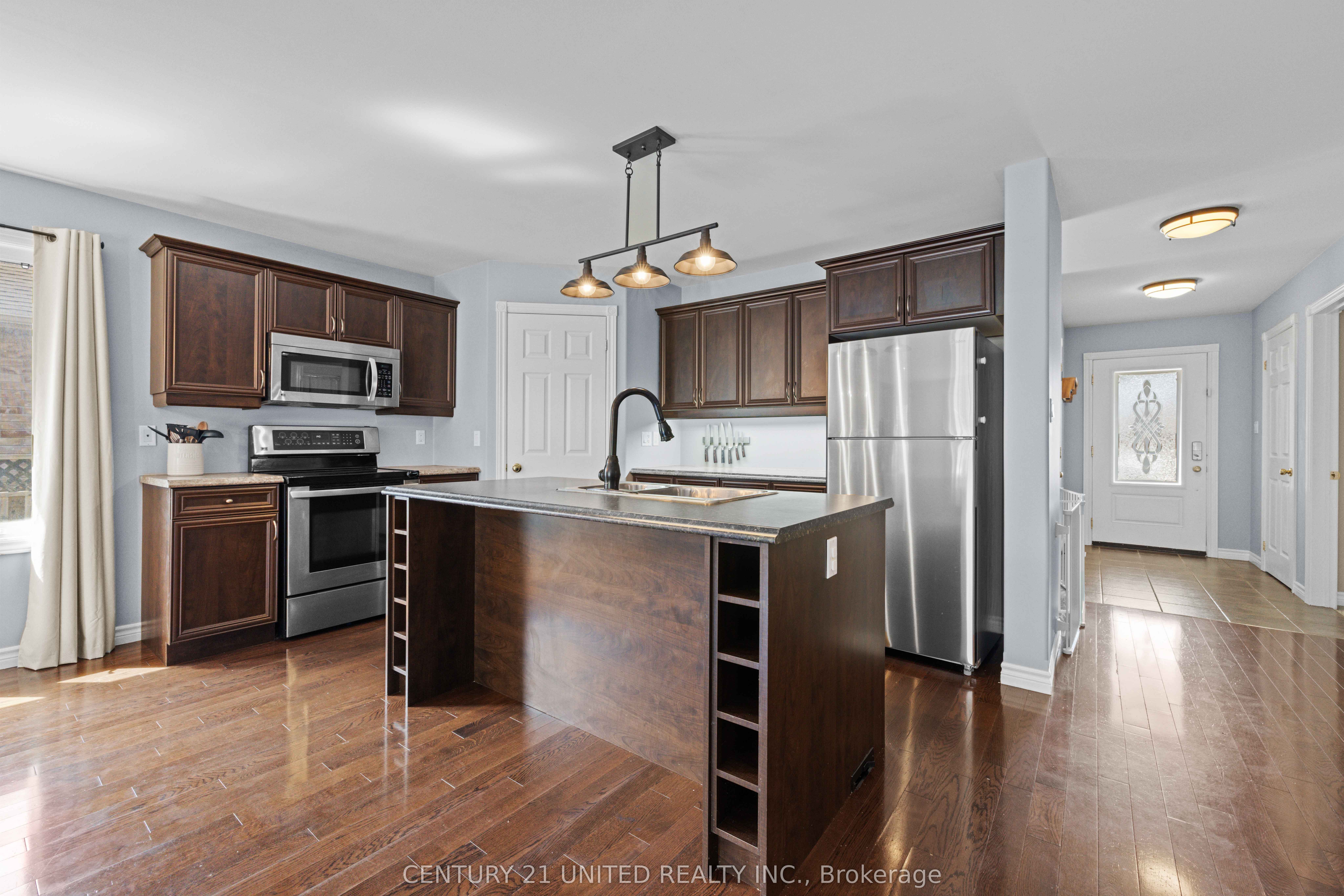 385 Bianco Crescent, Peterborough, ON K9K 0A5 photo 4