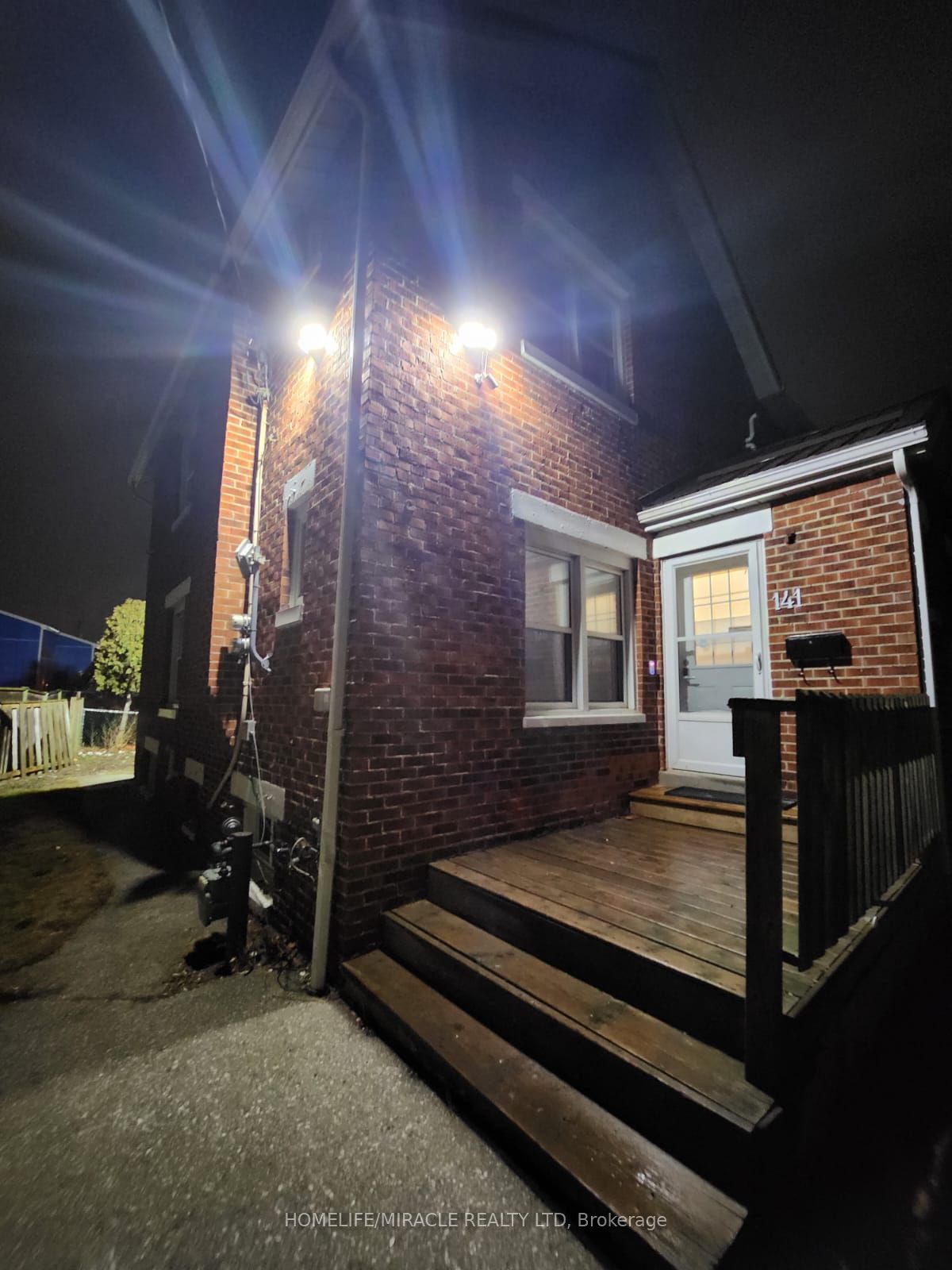 141 Park Avenue E 143, Chatham-Kent, ON N7M 3V7 photo 3