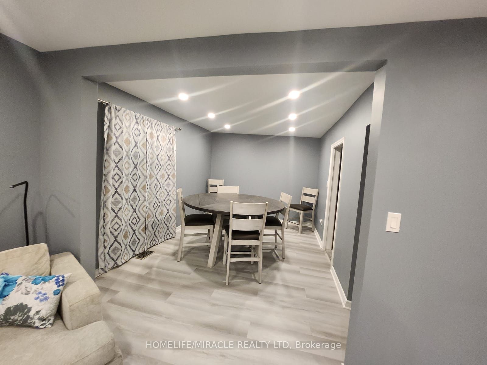 141 Park Avenue E 143, Chatham-Kent, ON N7M 3V7 photo 4