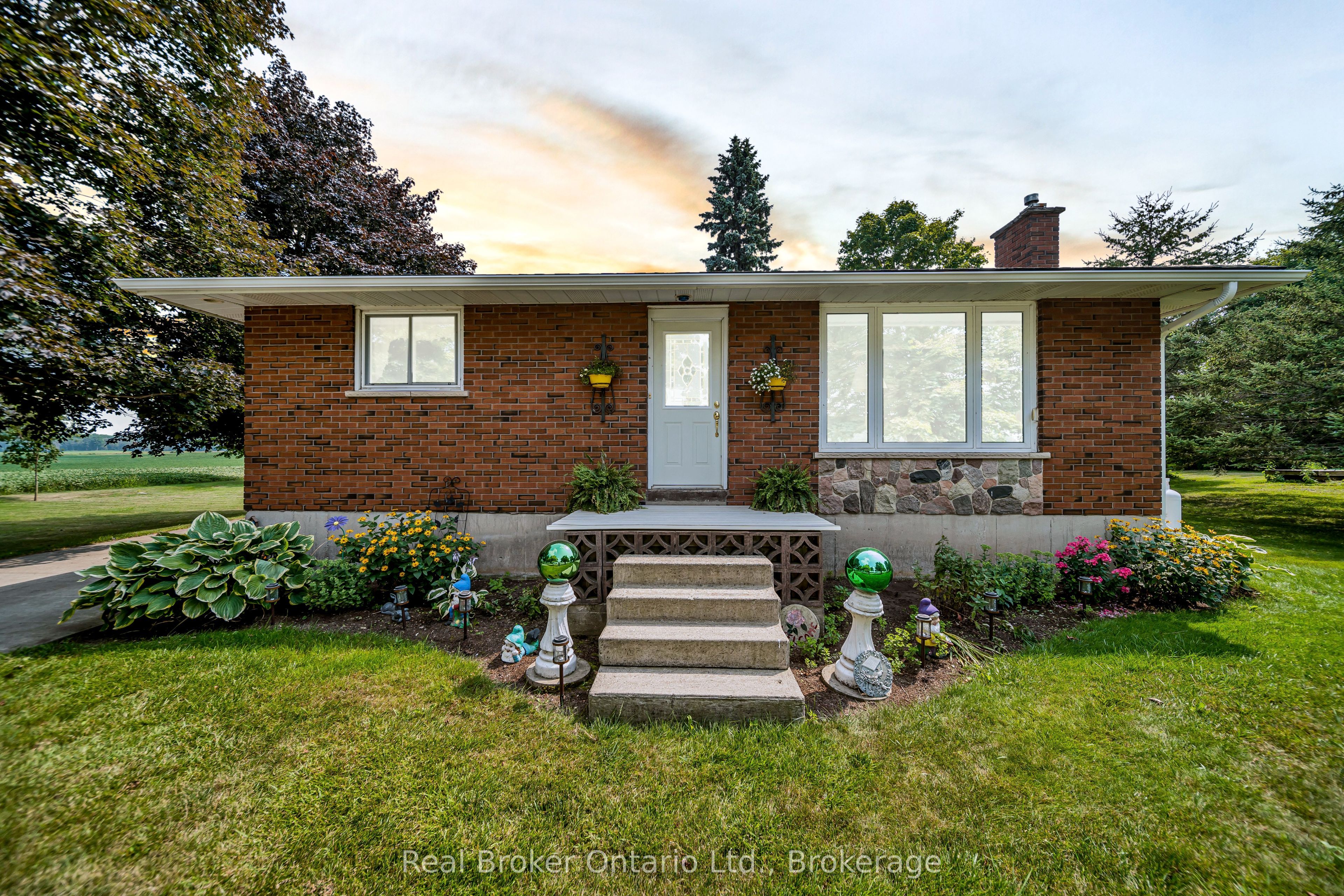 5427 Perth Rd 178 Road, North Perth, ON N0G 2P0 photo 2