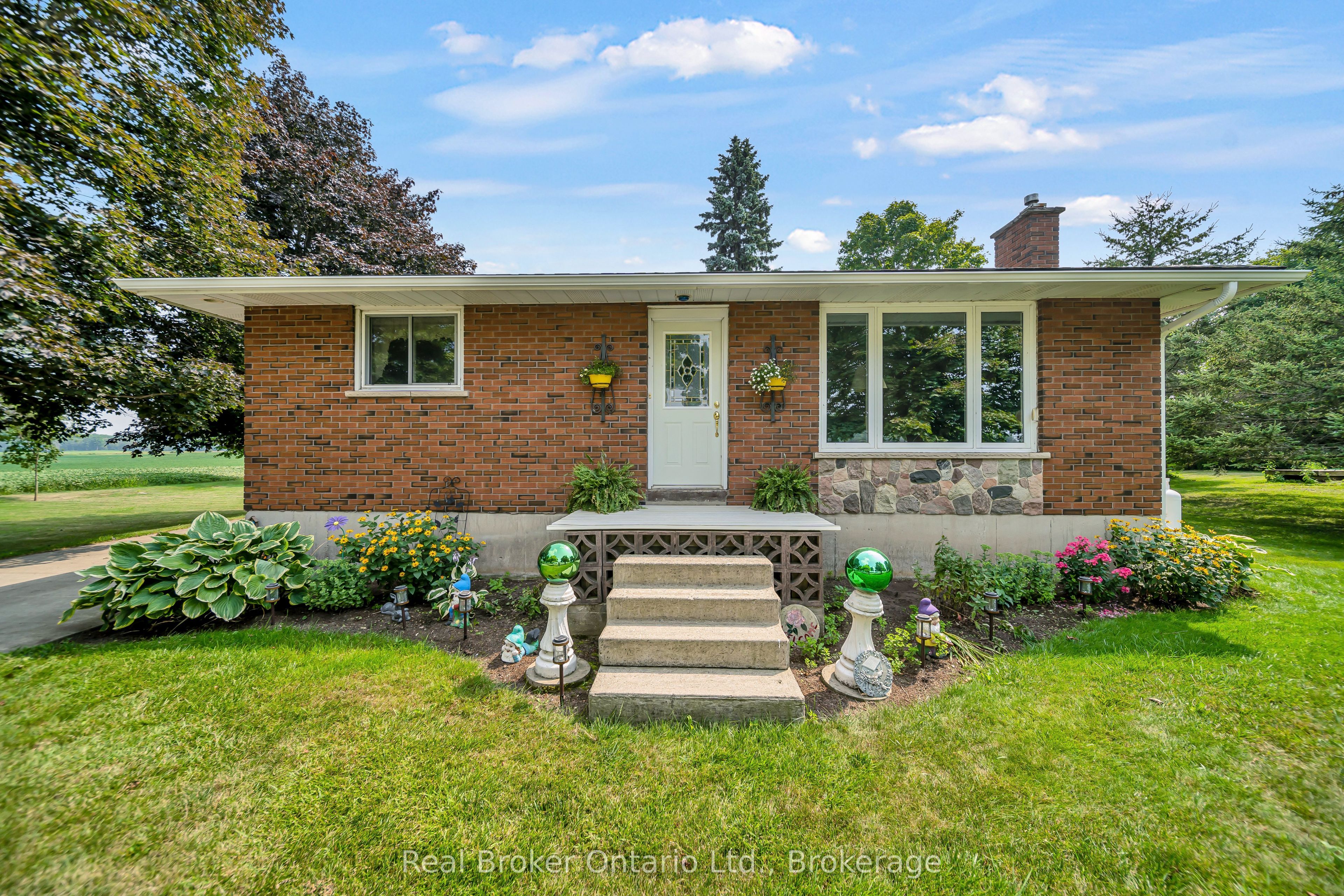5427 Perth Rd 178 Road, North Perth, ON N0G 2P0 photo 3