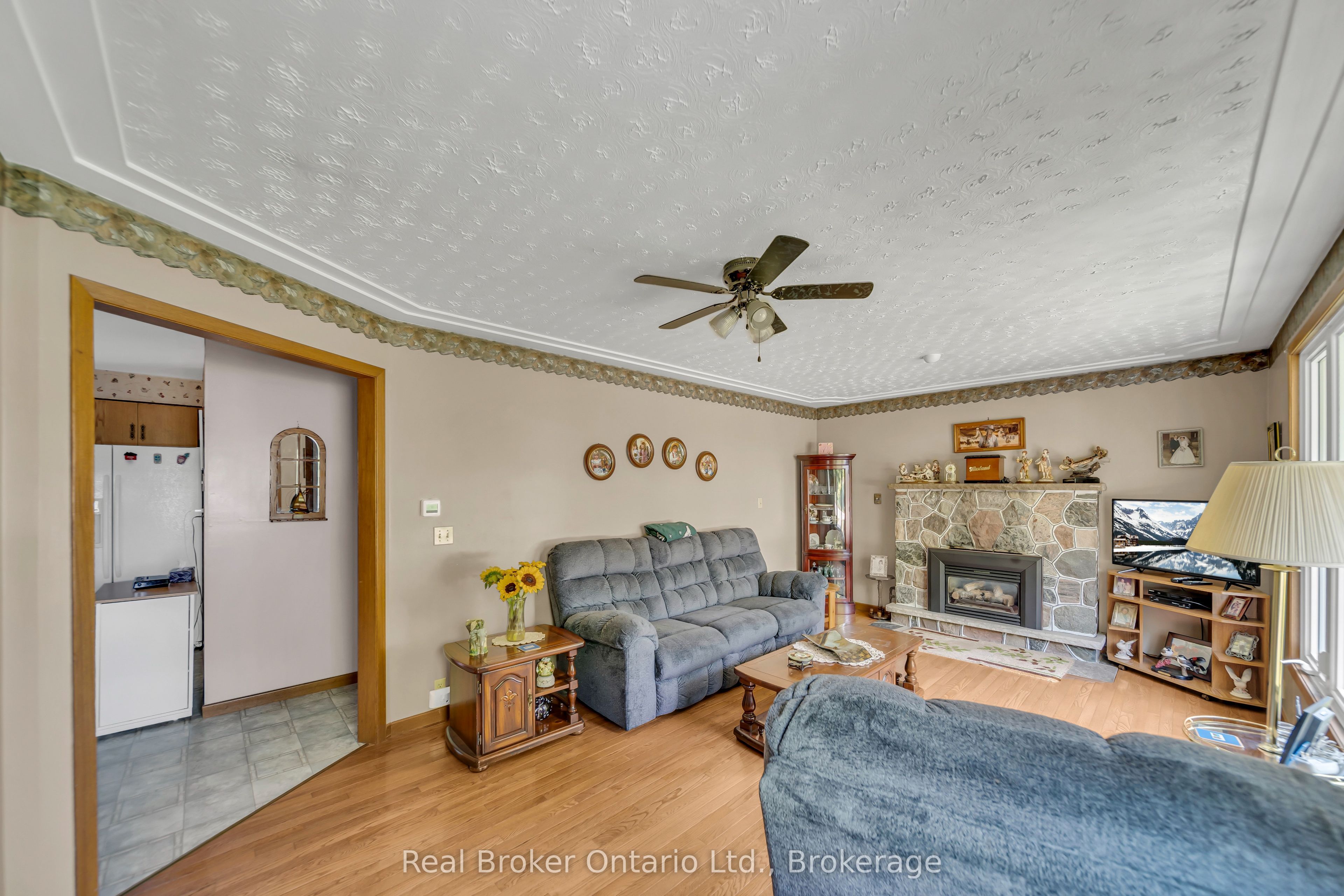 5427 Perth Rd 178 Road, North Perth, ON N0G 2P0 photo 5