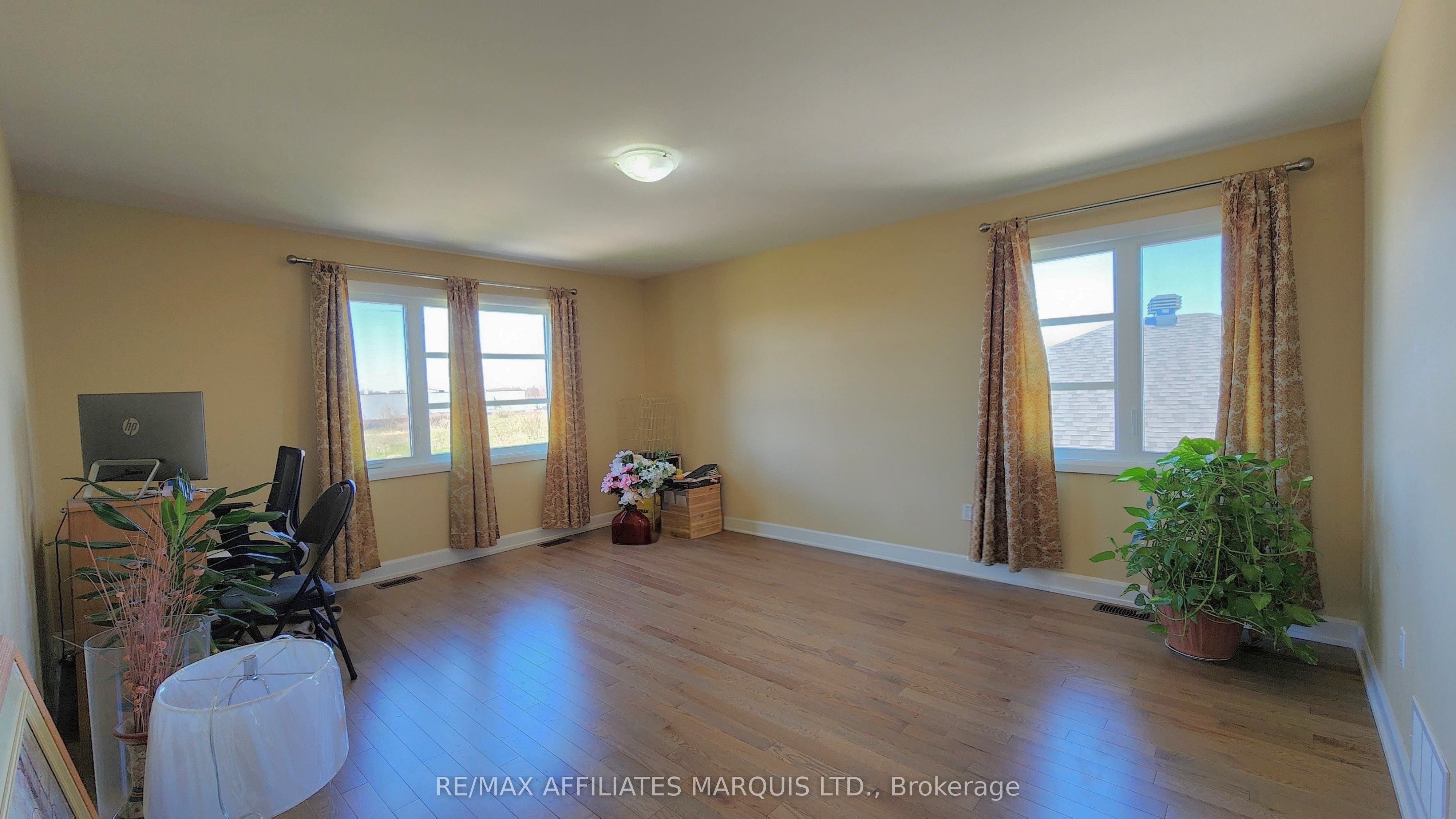 369 Belfort Crescent, Cornwall, ON K6H 0H4