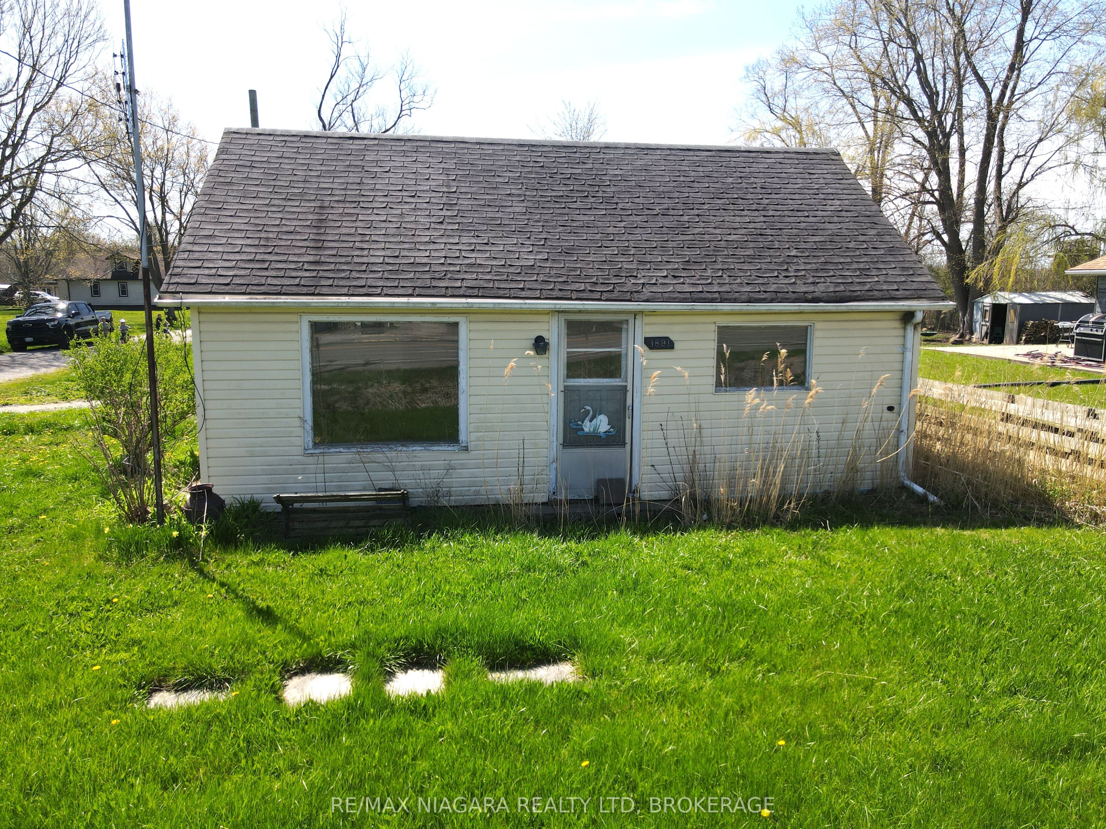 1891 Garrison Road, Fort Erie, ON L2A 5M4 photo 2