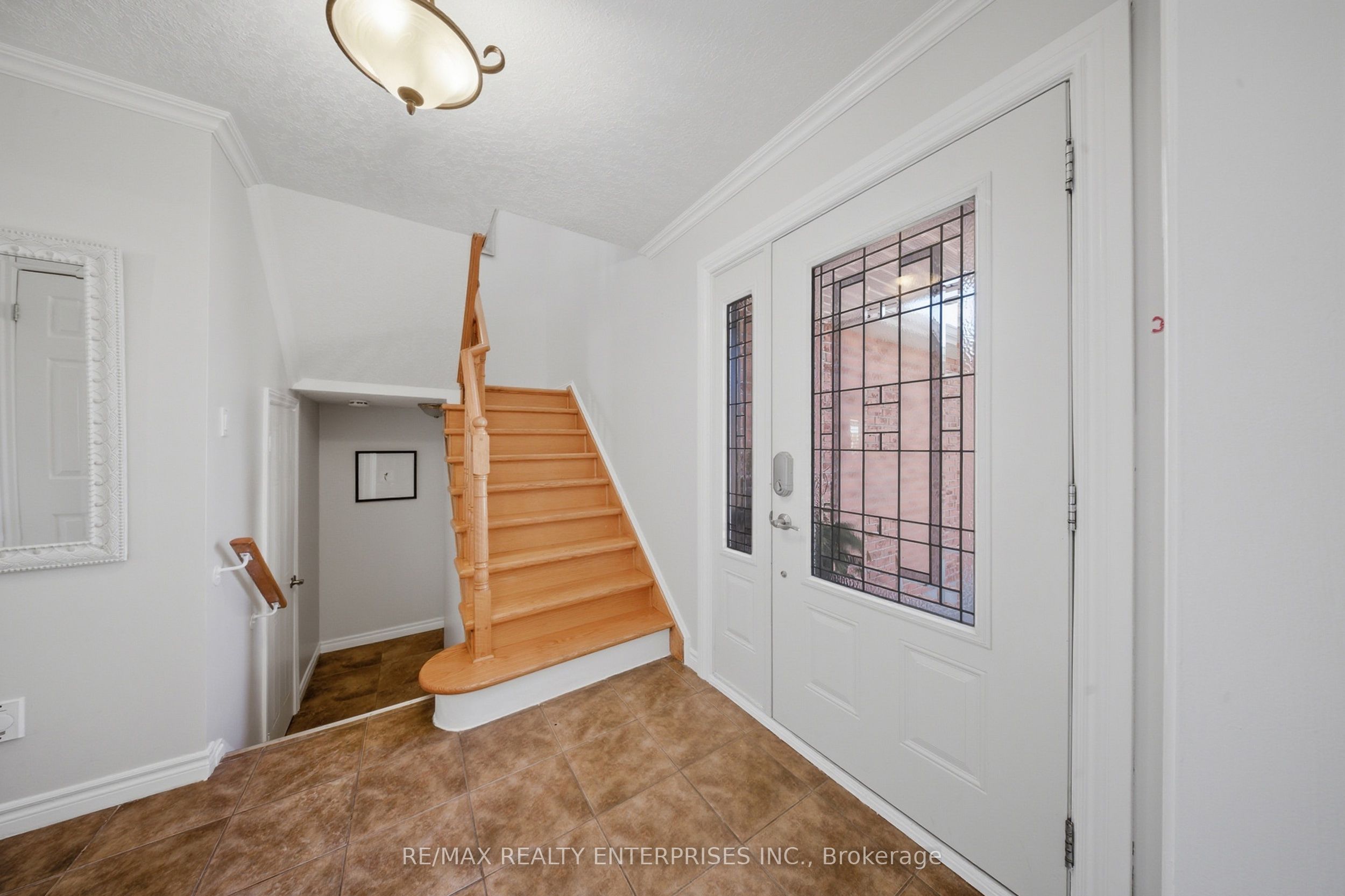 23 Cowan Boulevard, Cambridge, ON N1T 1E5 photo 4